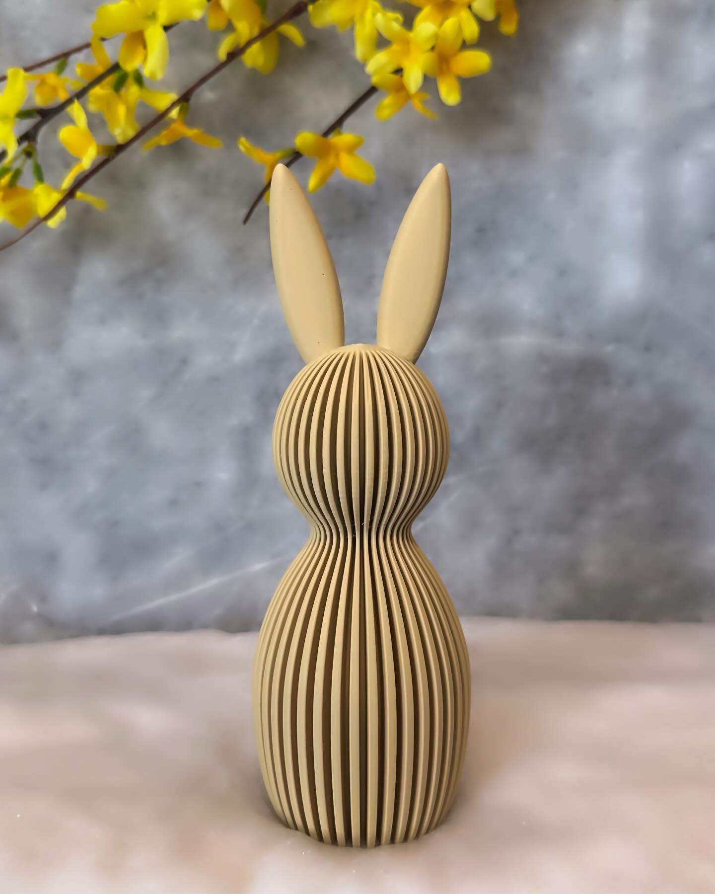 Osterhase in einem modernen Design passend zur Osterzeit von KTS 3DPrint #osterzeit #ostern #dekoration #osternmitkindern #milka #3dprinted