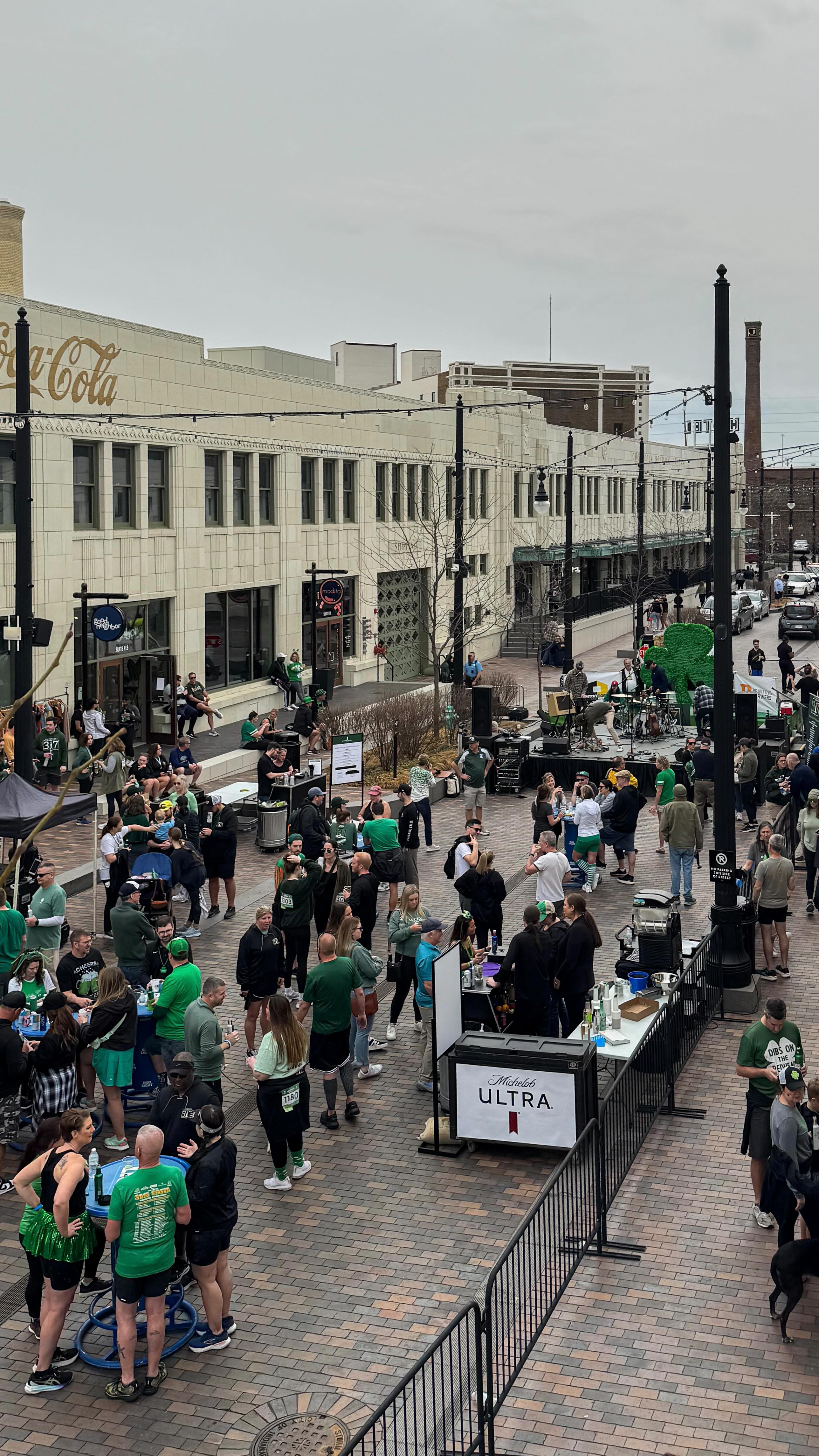 What a lucky day in the District ☘️
Cheers to all the @indystpats Shamrock runners and everyone who brought the St. Paddy’s Day spirit to Carrollton Ave! 💚