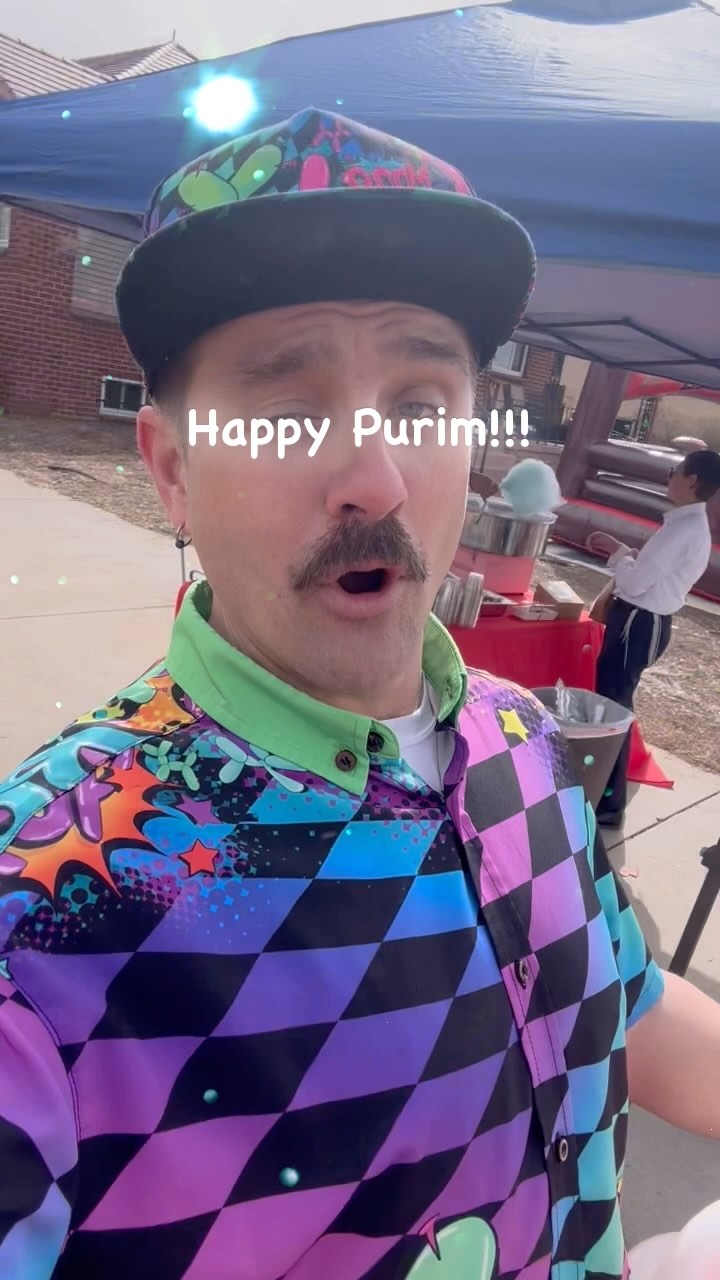 shaameach Purim 2025! פְּוֹרִים I had the honor of attending and performing at three Purim events today! As a gentile, I would like to say that out of all the wonderful, amazing Expat communities that we have in Denver, the Jewish community is one of my favorites, they treat me like family! #denver #purim #purim🎭 #purim2025 #denverballoonguy #jewish #jewishallies #balloons #partytime #party
