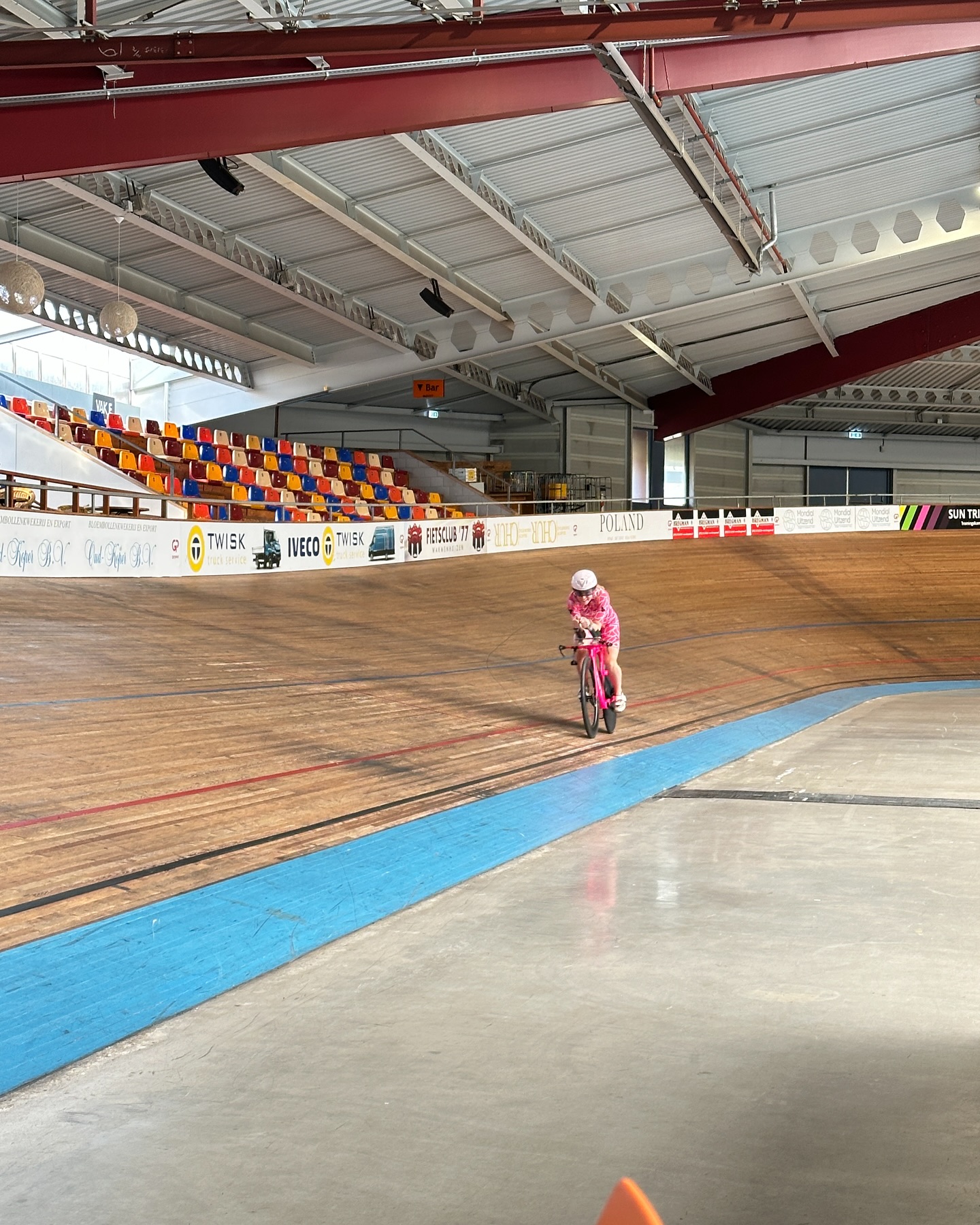 Aerotesting with Kyra and Speedbar