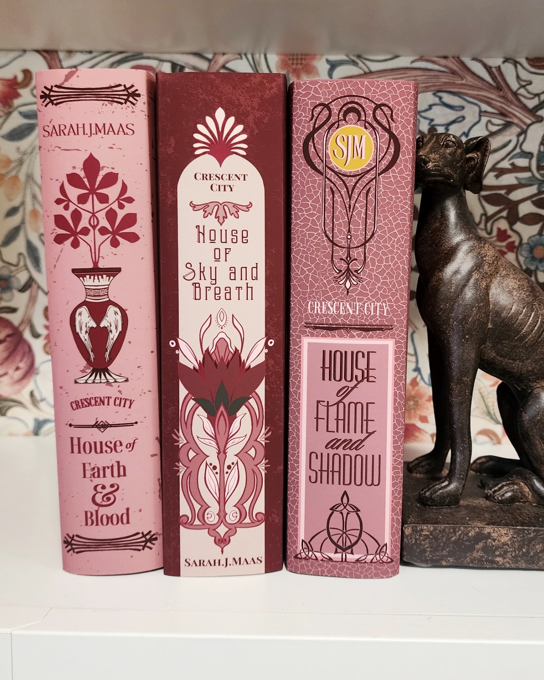 We're so excited to announce that our Pink colourway of the Crescent City is now available via our Etsy! So now's the time to complete your pink set and have your shelves looking like a matching dream 💘