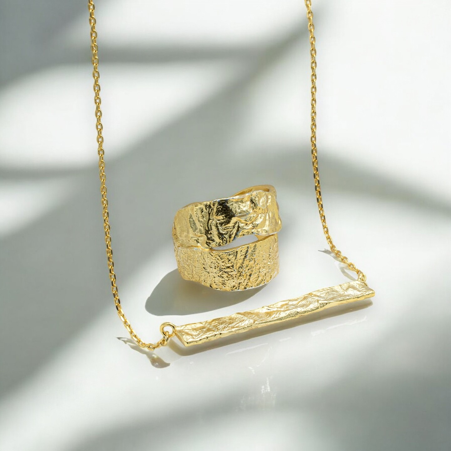 Get your new look now with this combination!
#voltaferre #voltaferrejewelry #handmadejewelry #jewelry #ring #necklace