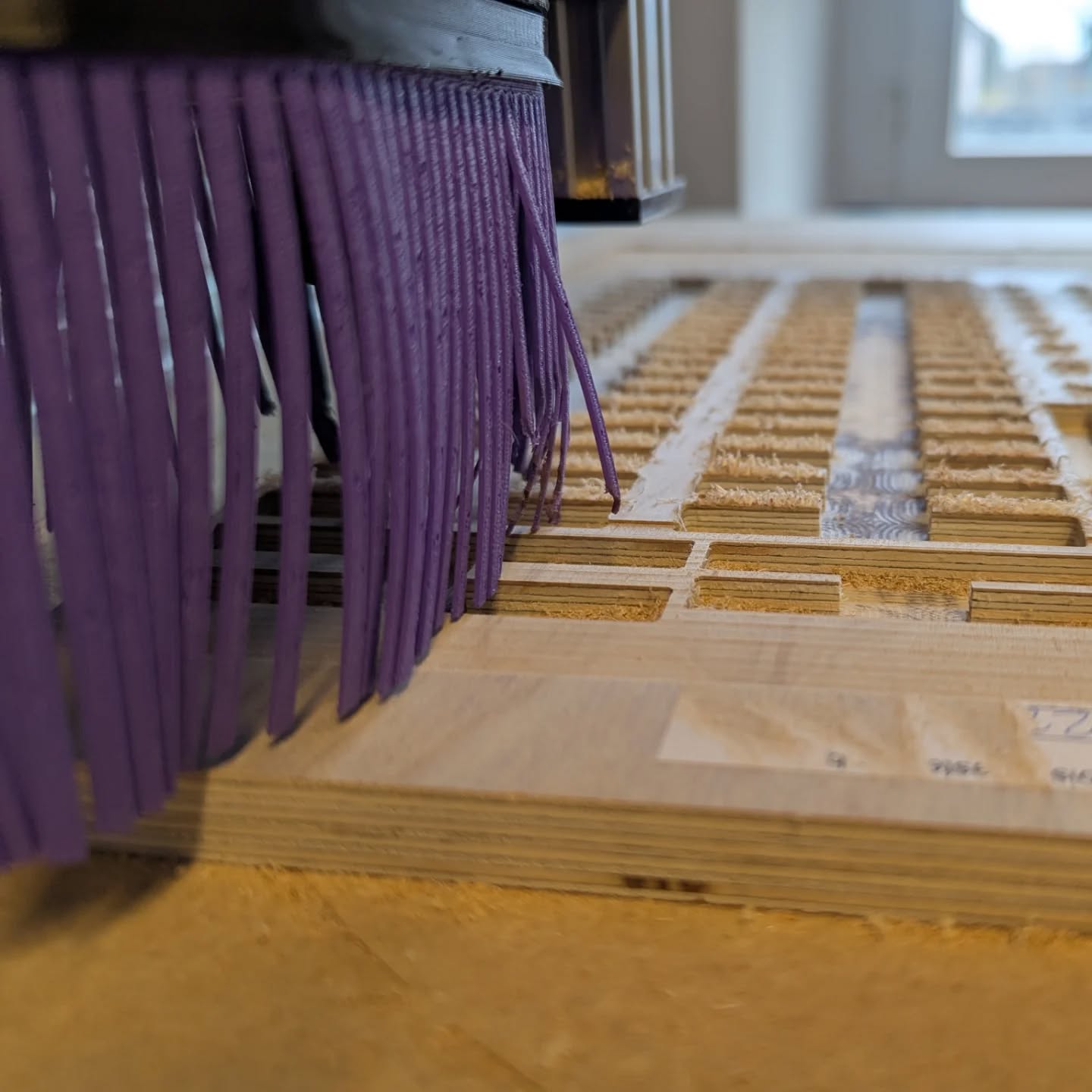 Et oui, on ne fait pas que de l'impression 3D chez 3D Etplus. On a aussi des capacités de CNC pour le bois, le plastique et le métal, ainsi que de la découpe laser!
Si vous avez des questions, appelez ou venez nous voir. Nous sommes à l'écoute pour vous accompagner dans vos réalisations. #cnc #organisation #surmesure #faitmaison