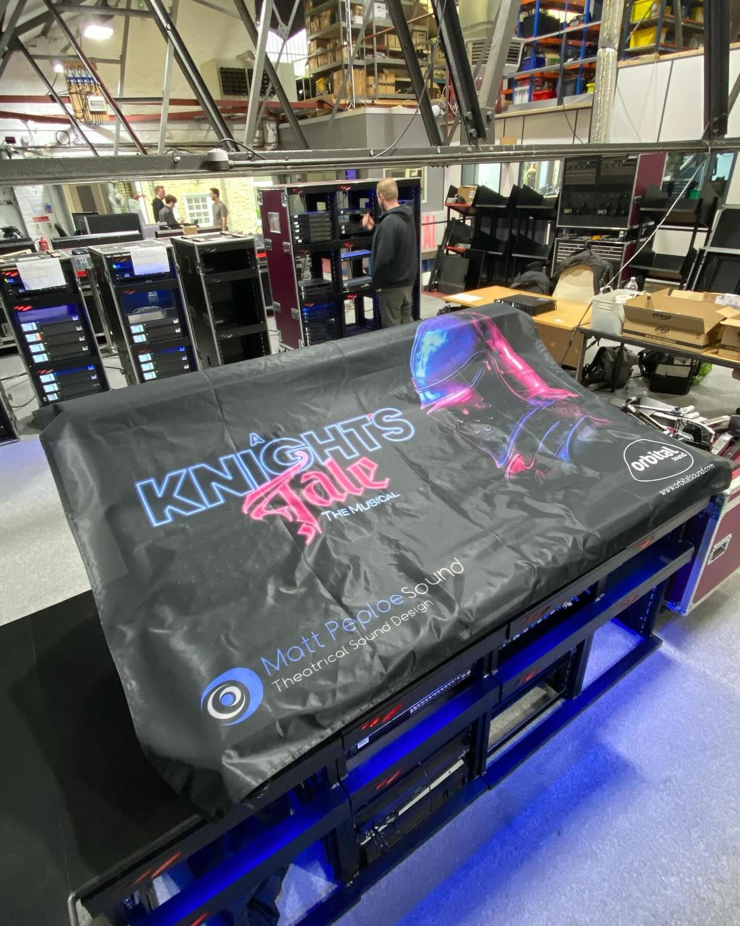 First day of prep for A Knights Tale! Thanks Orbital for the prep gift. Prep in the amazing hands of Ewan Munro / Mike Paver / David Chin and Jon Granger.
@aknightstalemusical @orbitalsoundtheatre @ewanmunrosound @mattpeploesound @agentkathryn_ #sounddesigner #newmusical #manchesteroperahouse #digico #dbaudiotechnik #shure