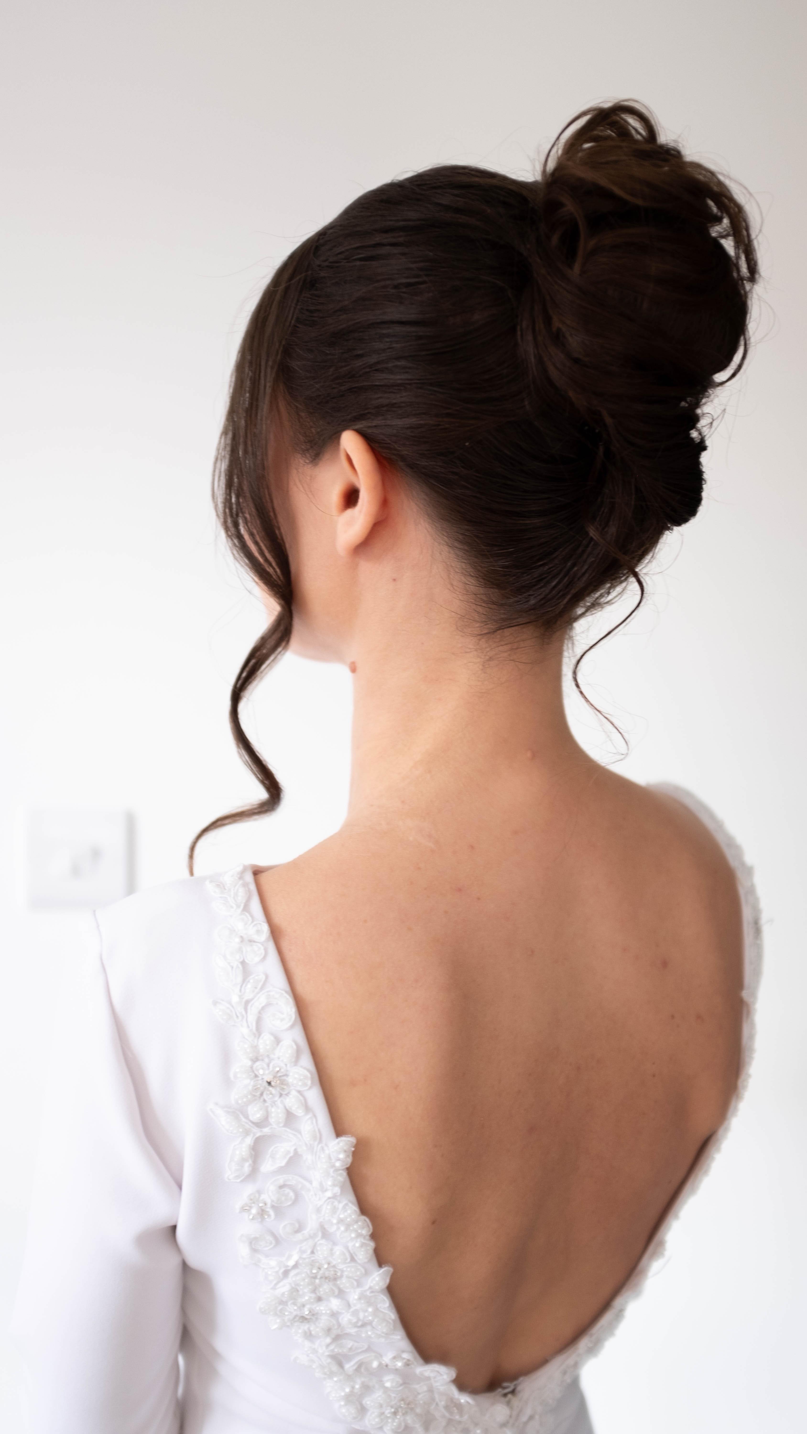 Transforming looks, fun and friendly getting ready sessions. Let’s keep spreading positive vibes and looking and feeling amazing together. ✨
#makeupartist #bestlife #hairstylistlife #hairgoals #GoodVibesOnly #BrodaBeauty #ViralGlow #loveyourjob #hairstylists #highupdo