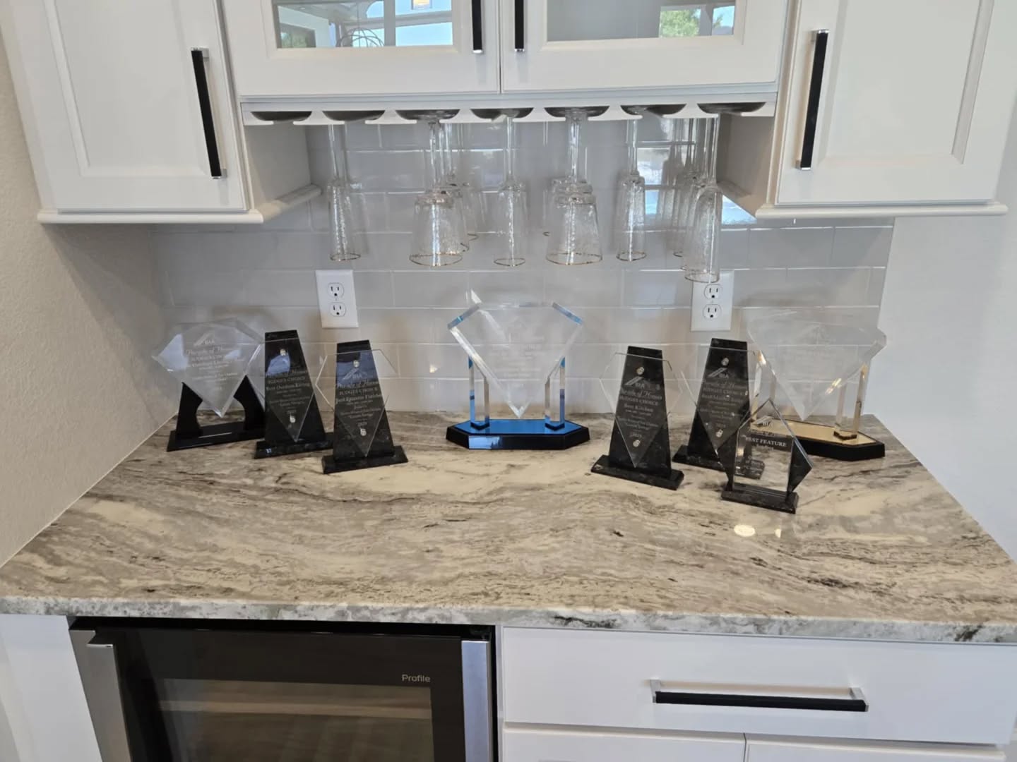 Our Custom Tortuga Model took almost the whole cake in awards for its price range! We were awarded:
๐ Best Exterior Finishes
๐ Best Outdoor Living
๐ Best Kitchen
๐ Best Master Suite
๐ Best In Size
Our Manchester Model also received two awards ๐คฉ
๐ Best Feature: Kitchen
๐ Best Floorplan and Livability for its price range
Thank you to the @charlotte_desoto_bia and to all the judges who participated in this year's Parade of Homes!
#charlottecountyparadeofhomes #paradeofhomes2025 #qualityhomesofpc #over30yearsofqualitybuilding