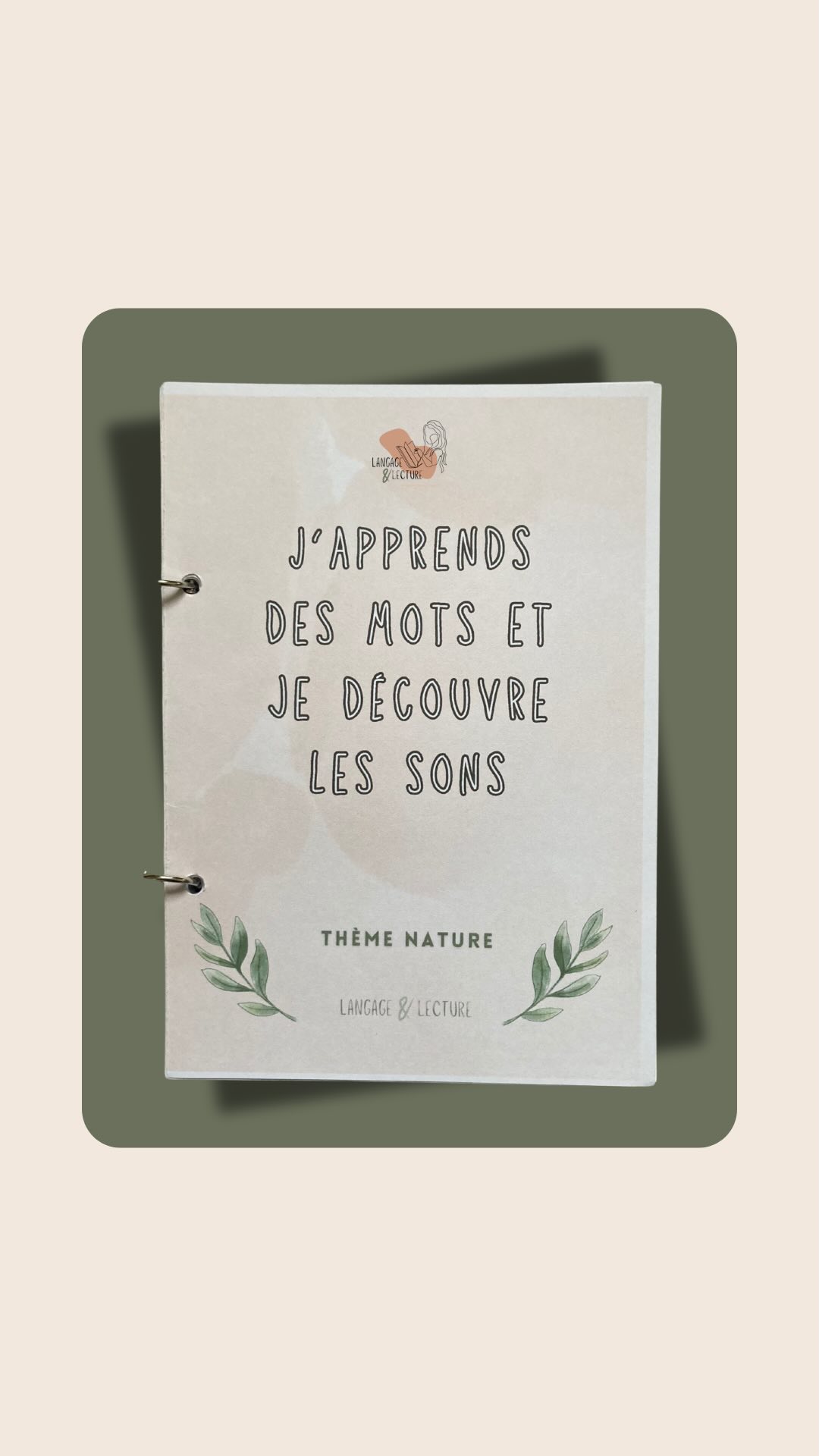 Le livre idéal pour :
• enrichir son vocabulaire sur le thème de la nature 🌳
• développer sa conscience phonémique (ici, sa capacité à entendre le premier son d’un mot) 🦻🏼
• découvrir le son des lettres et principaux digrammes 🅰️
Préparons les enfants à entrer naturellement dans la lecture en leur donnant le son des lettres! 📚
Si tu veux te le procurer, like ce post et commente LIVRE 📖 pour recevoir le lien !
#entreedanslalecture #sondeslettres #phonemes #phonologiematernelle #consciencephonemique #entendrelessons #enrichirsonvocabulaire #enfantsmaternelle #apprentissagedelalecture #themenature #enfantetnature