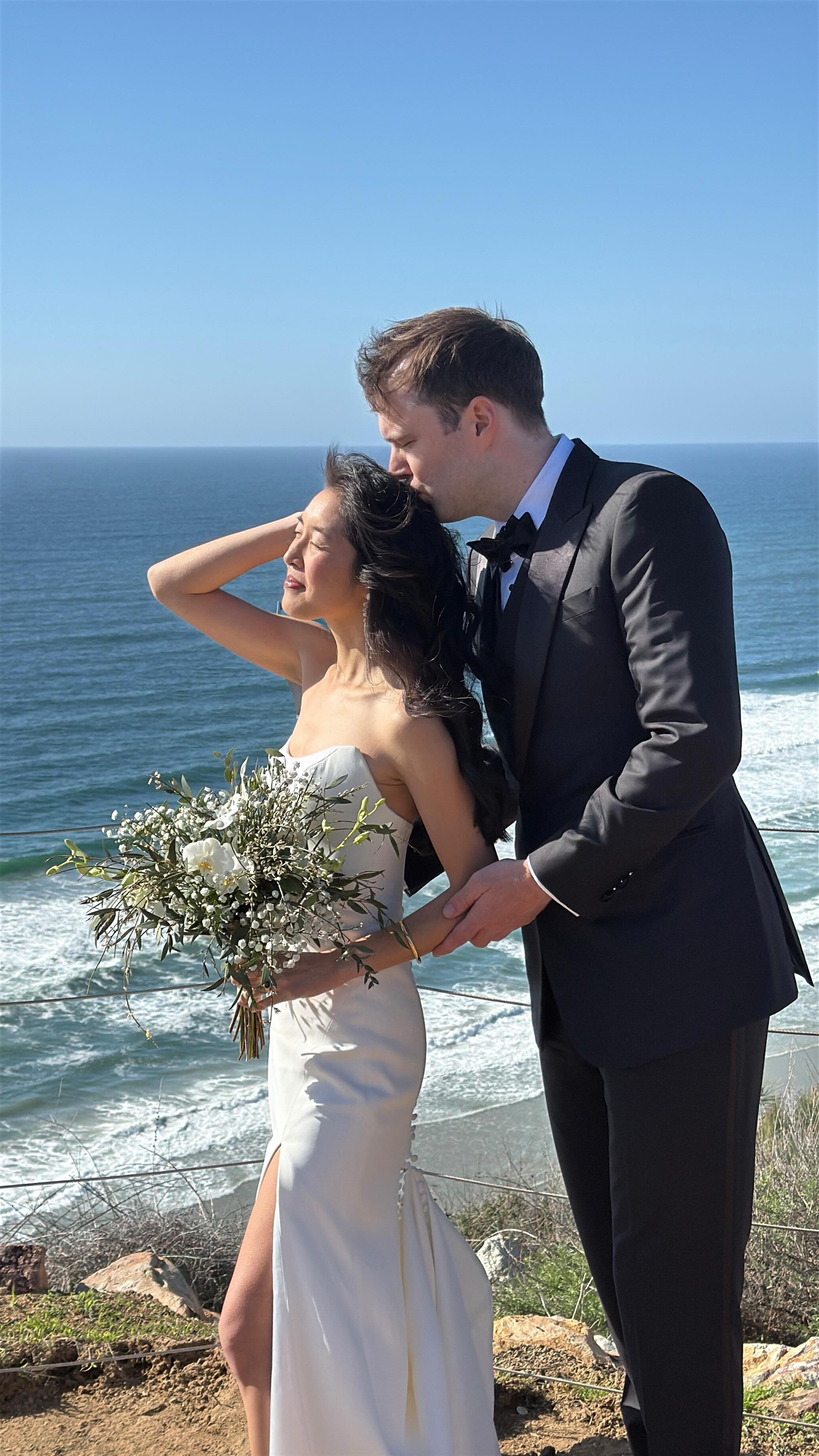 When it rained all week but the sun peaked for your love, Congratulations A + J! 🥂🍾
.
Wedding coordinator @alwaysflawlessproductions
Photographer @laurieashleyphotography
Content Creator @everlastingbytes
Florist @jessiehallcreative
Rentals @caesar_event_rentals
.
#elopement #weddingcontentcreator #weddinginspiration #weddingcontent #ido #sdwedding #sdelopement #elopementceremony #weddingcontent #btswedding #candidcontent #everlastingbytes