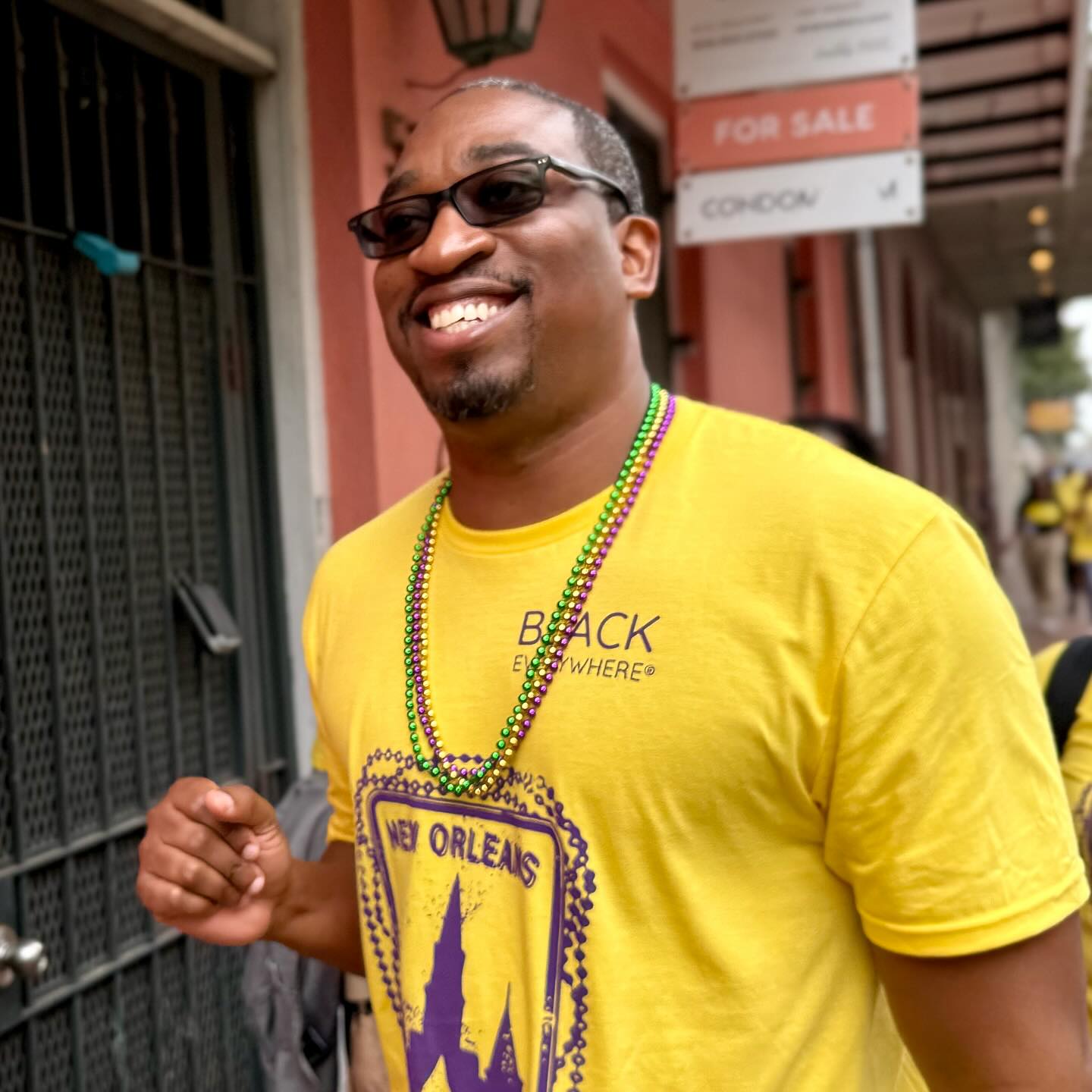 🎷✨New Orleans, you showed OUT! 🥂🎭
From oysters and daiquiris to nights filled with laughter, music, and Black joy, our trip was one for the books! And yes—our trips are for everybody! 🖤💛
📍Where should we go next? ✈️
#BlackEverywhere #BlackTravel #NewOrleans #TravelCommunity #BlackTravel