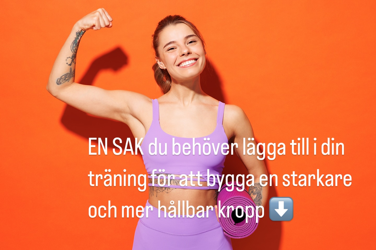 Om du bara ska ändra en sak i din träning för att få bättre resultat så är det att börja inkludera bäckenbotten när du tränar. Att lyfta bäckenbotten aktiverar corecylindern som skapar stabilitet. Stabiliteten skapar förutsättning till att du tränar de muskler som övningen är tänkt för = mer resultat
Du skapar också en funktion som kroppen är gjord för och minskar risken för kommande diskbråck och ryggskott.
Kom ihåg att träna både lågintensivt och mer högintensivt för att träna alla muskelns arbetare.
#hållbarträning #pt #mammaträning #gravidträning #träningförlivet #holistiskhälsa