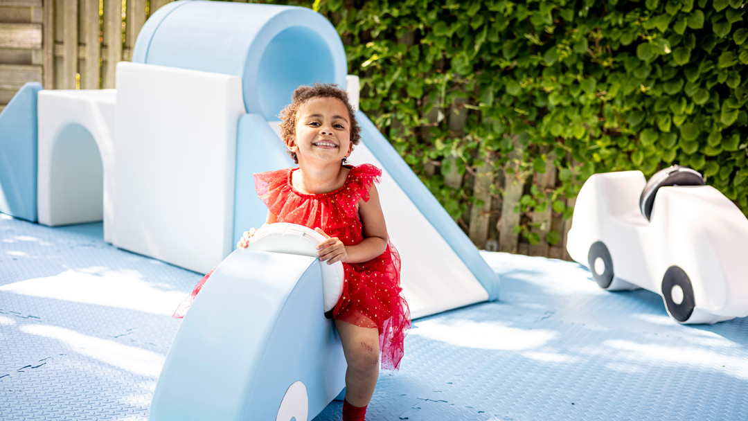 🌸 Welcome Spring with Mini Munchkins! 🌸
The season of sunshine and outdoor fun is here! Make your celebrations extra special with our playful setups—bouncy castles, themed play zones, and more. Perfect for birthdays, gatherings, and unforgettable moments.
✨ Book your event today! ✨
#SpringCelebrations #MiniMunchkins #OutdoorFun #BouncyCastle #FamilyMoments #KidsParties #SpringVibes