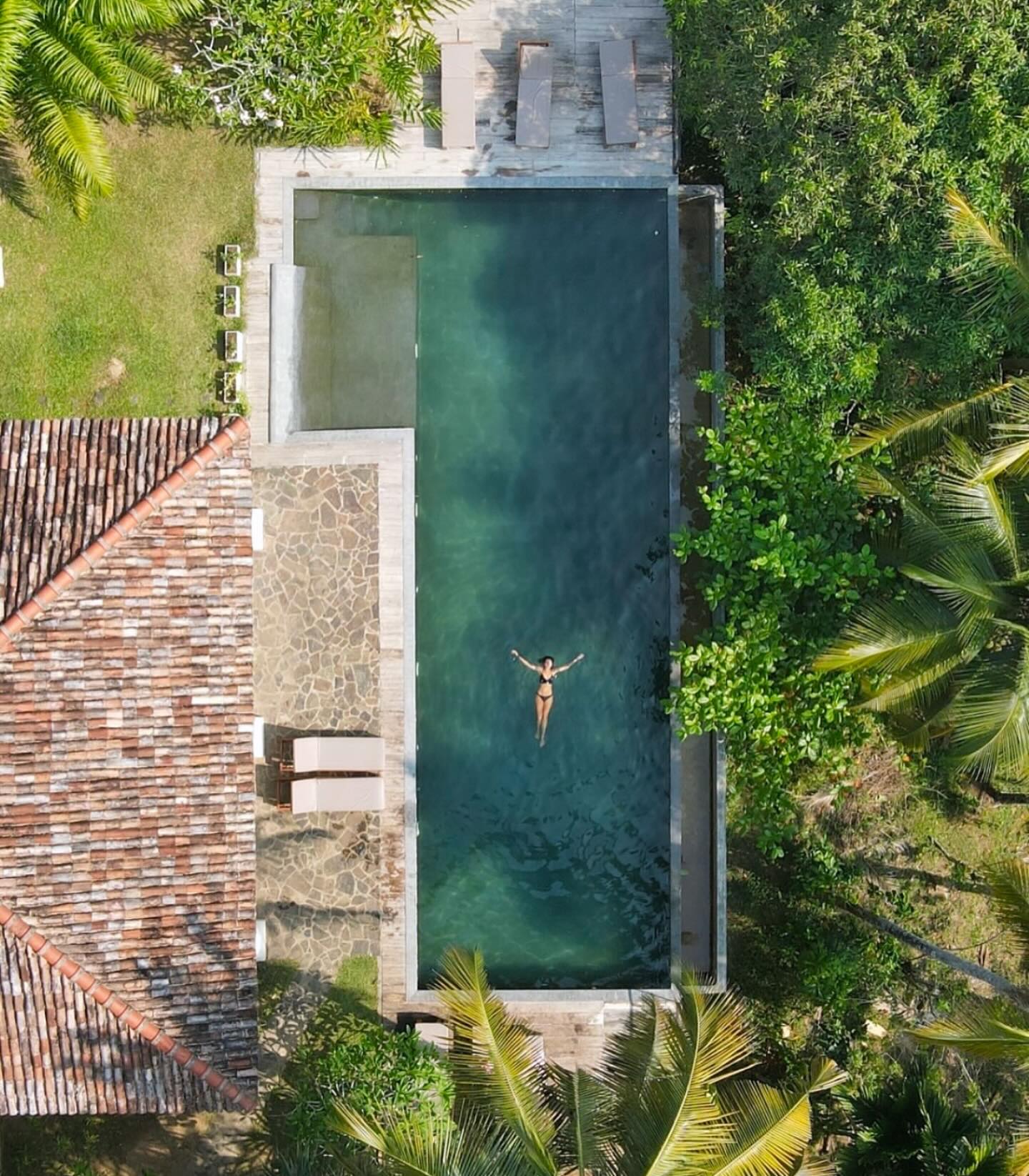 H O L I D A Y M O O D
R e l a x & C h i l l in S r i L a n k a
@goodvibesvillas
📸 @travelleating
#hotelsrilanka #srilanka #boutiquehotel #unawatuna #galle #nature #wanderlust #goodvibesonly #islandlife #chill #relax #holiday