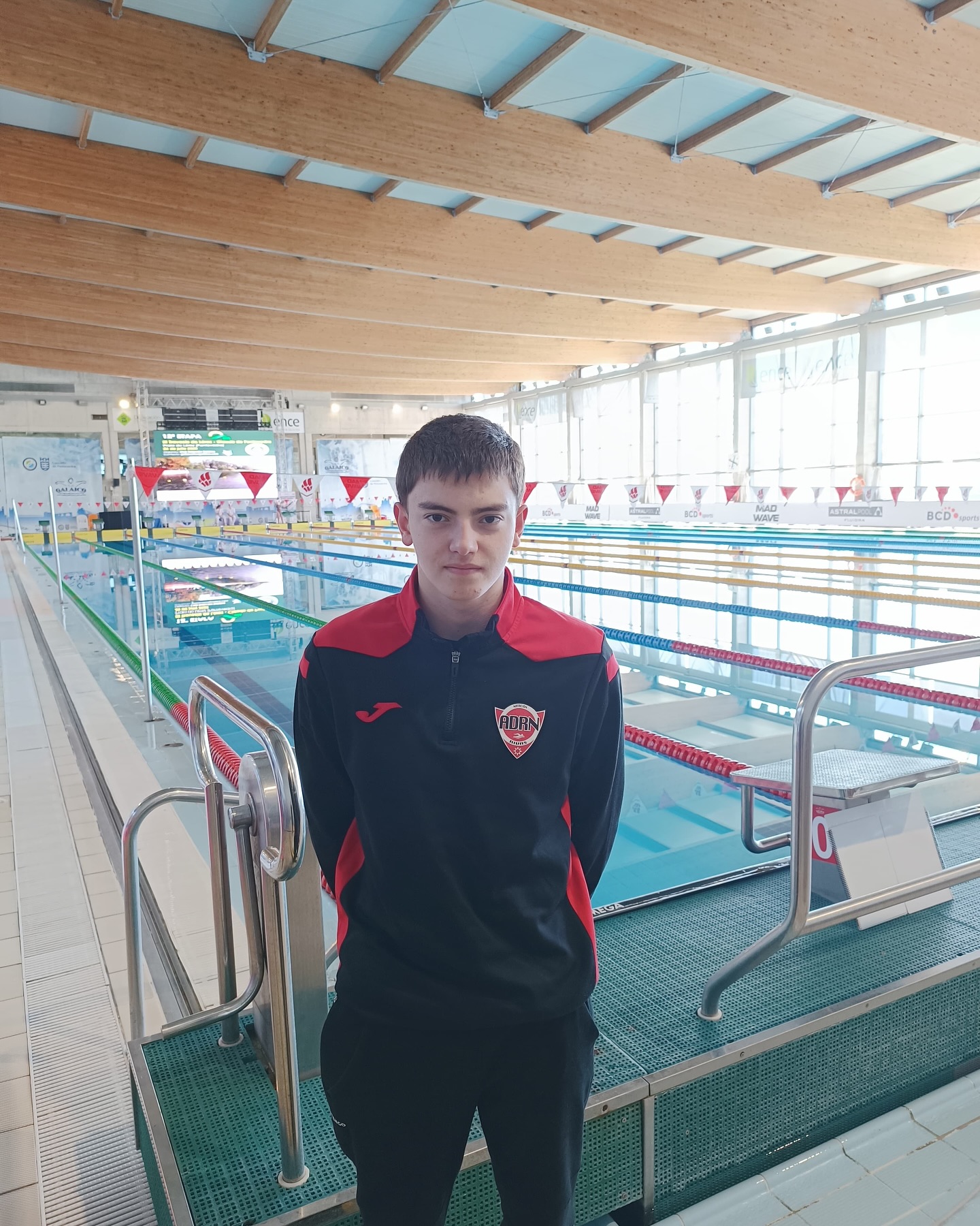 ▪️CTO ESPAÑA INFANTIL▪️
➡️ Finalizó el Cto de España infantil celebrado en Pontevedra donde participio nuestro nadador Yago Rodríguez del año 2010 nadando los 50-100-200 espalda en los que consiguió hacerse en todas las pruebas mejores marcas y conseguir meterse en Final B (200m espalda) y 2 finales A (50-100m espalda) 🚹
➡️ Magníficos resultados y trabajo realizado tanto por nuestro nadador como por nuestro entrenador “Rober”
➡️ Enhorabuena chicos #gorivasswim ❣️
➡️ Gracias como siempre a: @altafitrivassantaana @optica_atenea_optometria @centromaui @diariorivas @aytorivas @rivasactual