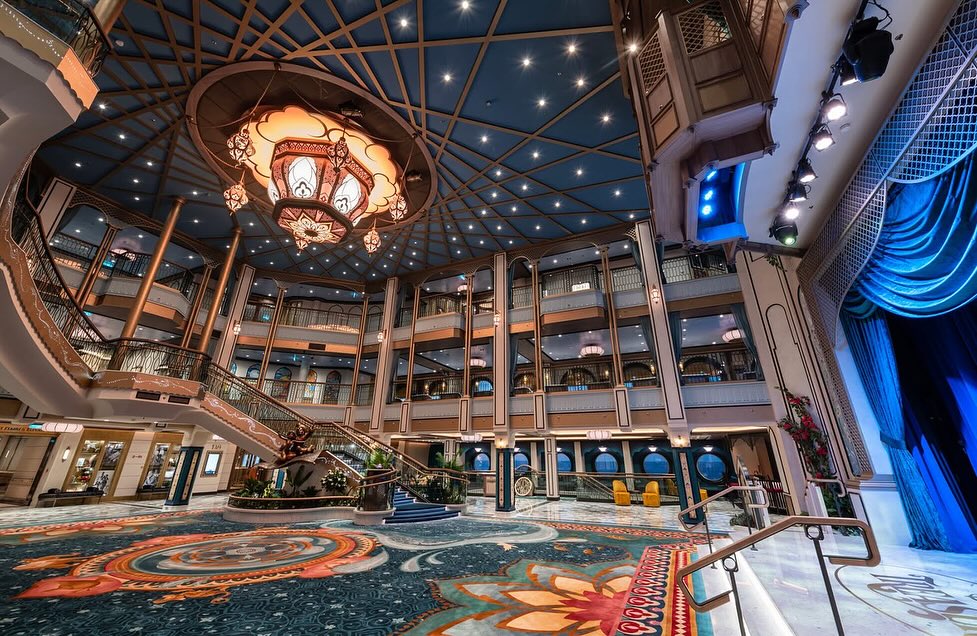 Discover a whole new, jaw-dropping world of details onboard Disney Cruise Line’s newest ship, Treasure 😮✨