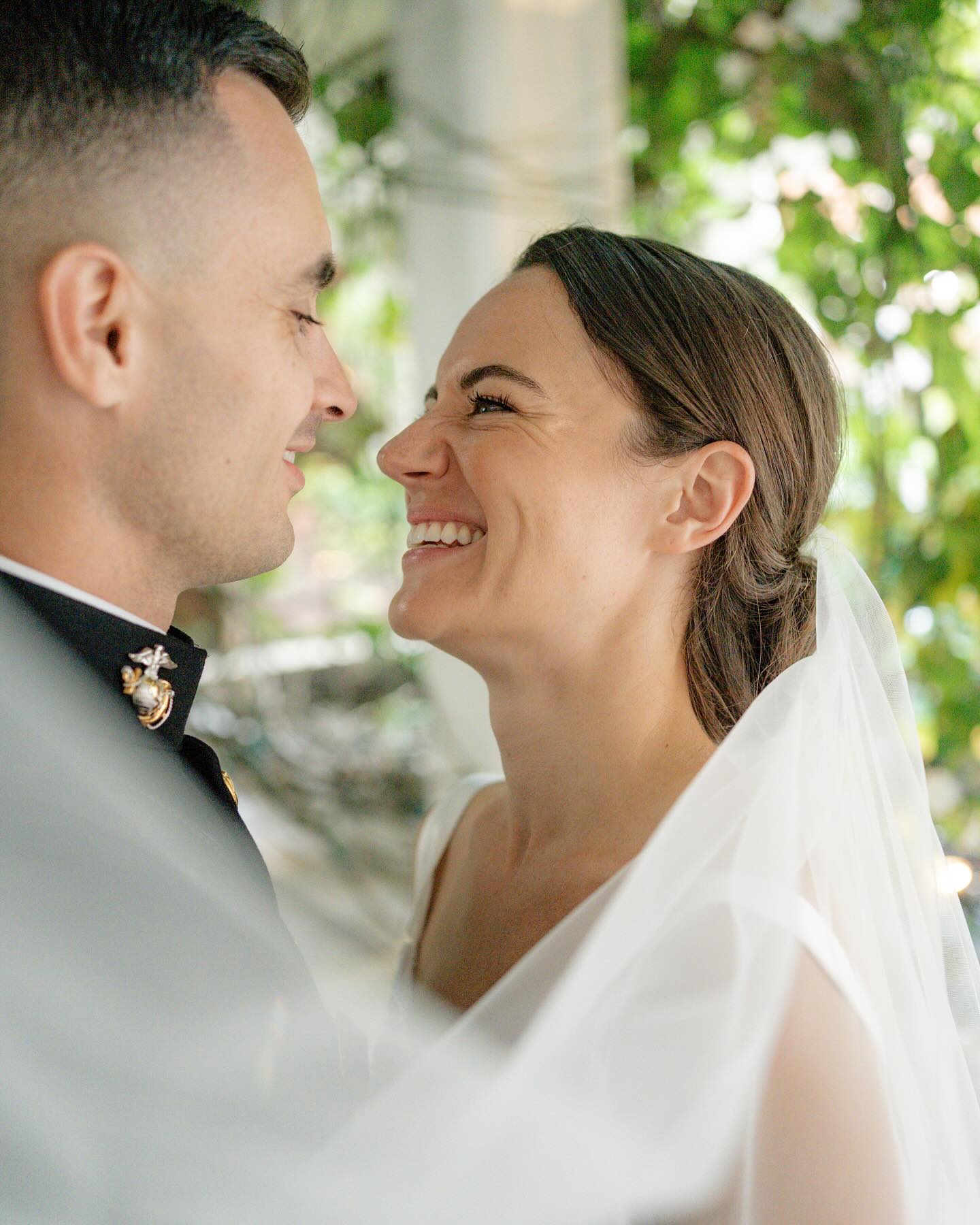 With Love, The Perrys!
📸: @kelsiemarie.photography
🌺: @hi.madetobloom
Wedding Planner Extraordinaire: @luanaevents
