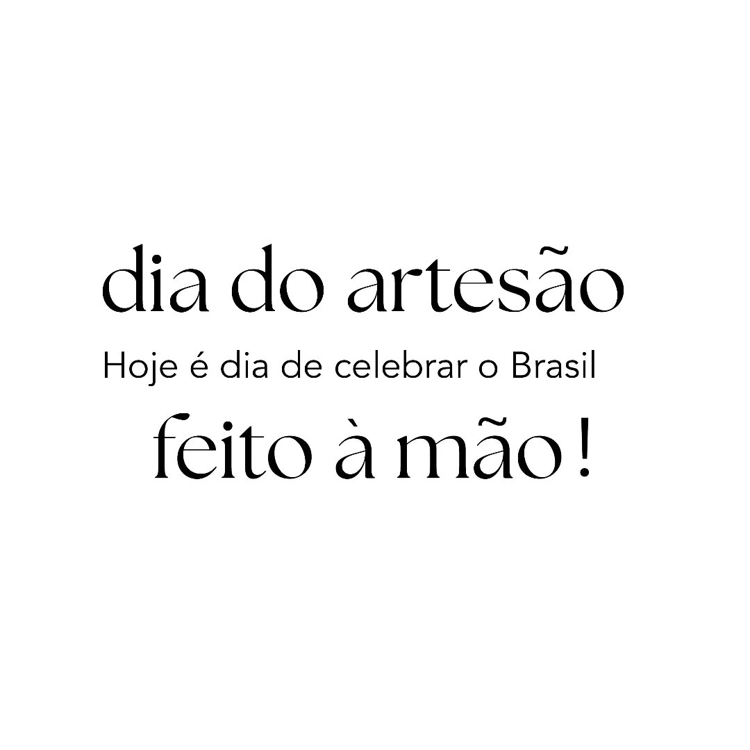 Hoje é Dia do Artesão. Aqui na Artesa, todos os dias celebramos aqueles que transformam matéria-prima em arte, cultura e identidade. Trabalhar com esses talentos incríveis é um privilégio—cada peça criada carrega história, dedicação e alma. Hoje, no entanto, é um dia especial para celebrar e desejamos a todos os artesãos que mantêm viva a tradição do nosso país um futuro de sucesso, reconhecimento e transformação. Seguimos juntos!