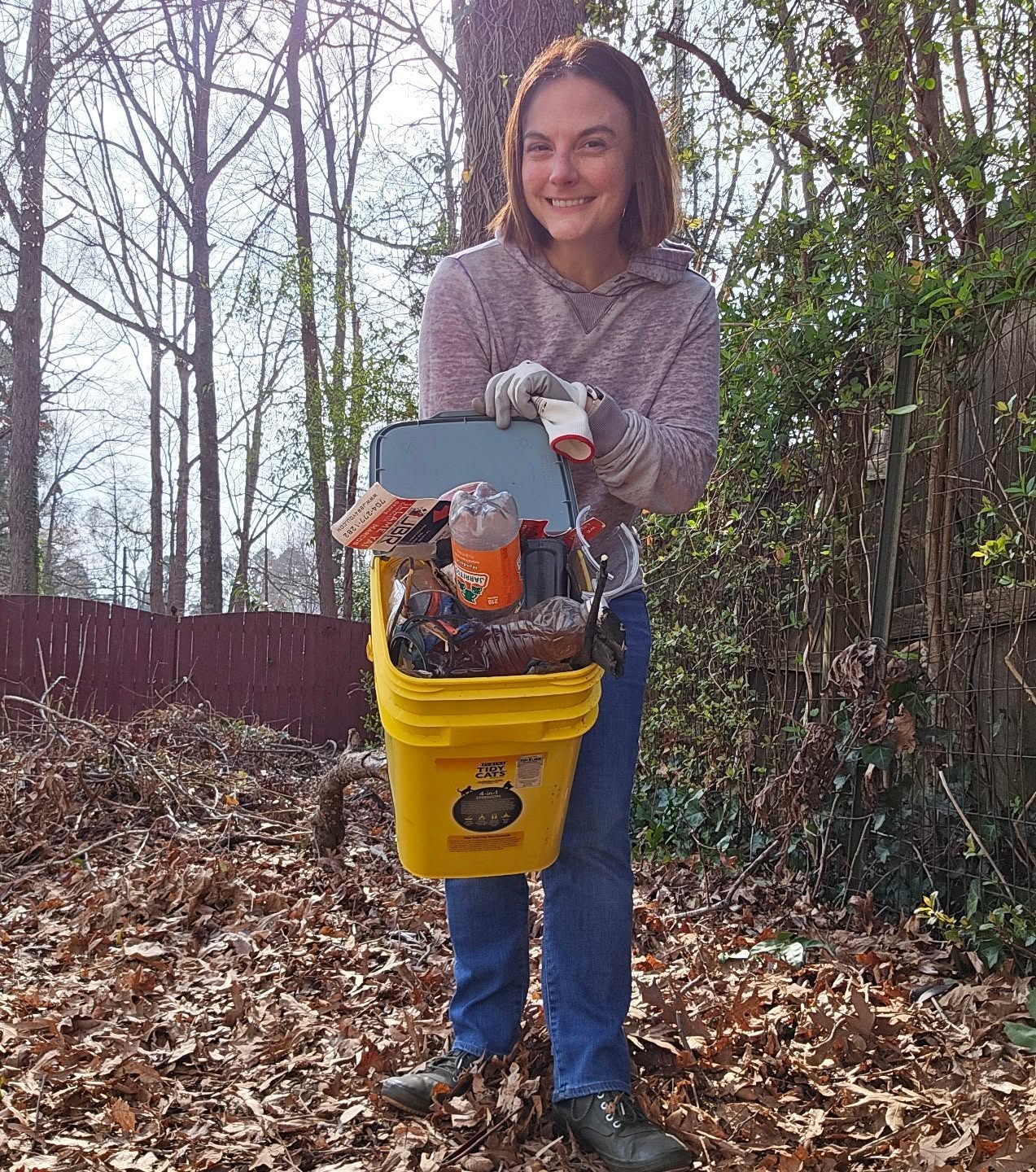 It's been a minute - falling behind.
I'll catch up, I'm just distracted by planting food for the birds and the bees and food for us! 👩🌾🏡
7 pounds picked up from the neighborhood today!