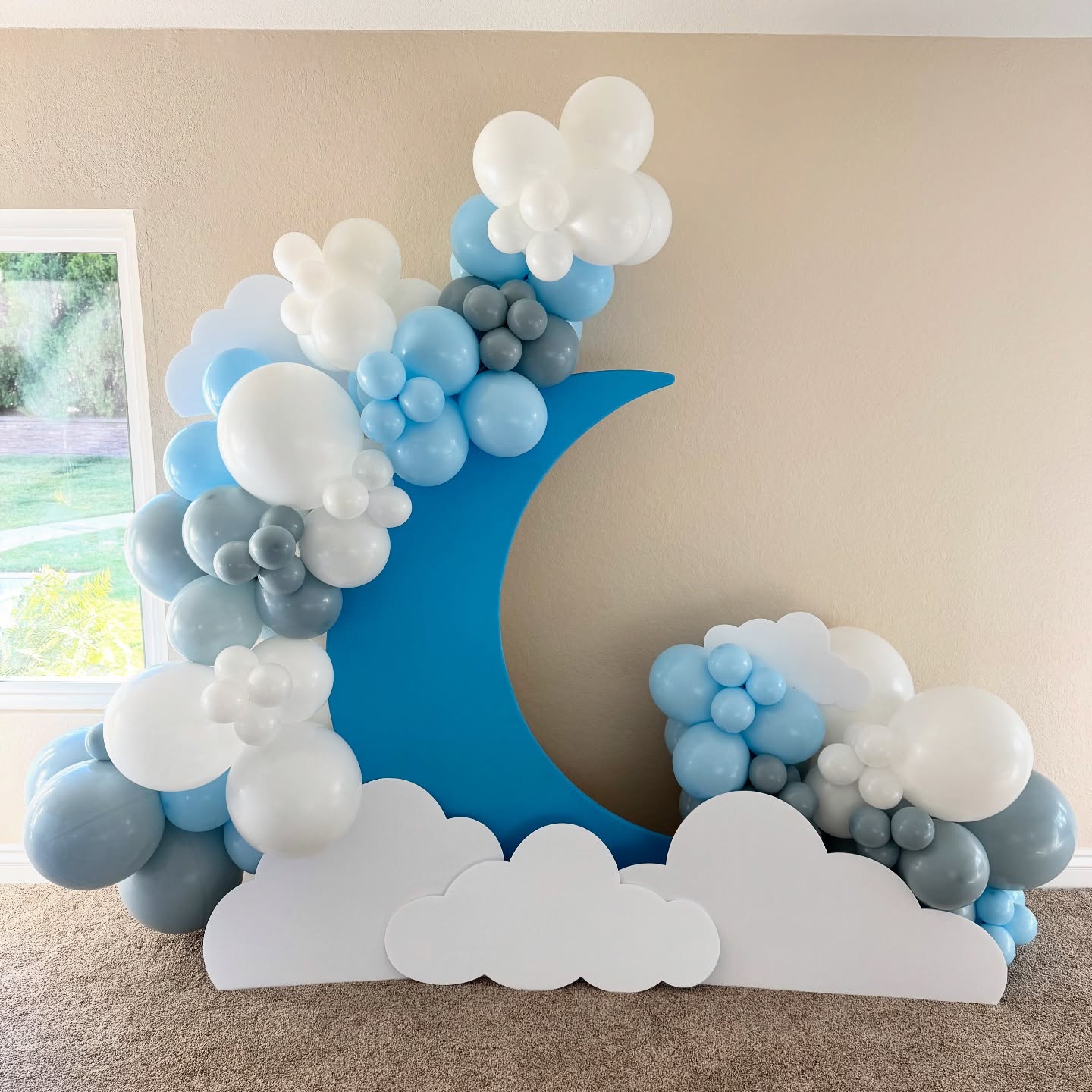 Over the moon baby shower ๐
#balloongarland #ballooncenterpieces #overthemoonbabyshower
