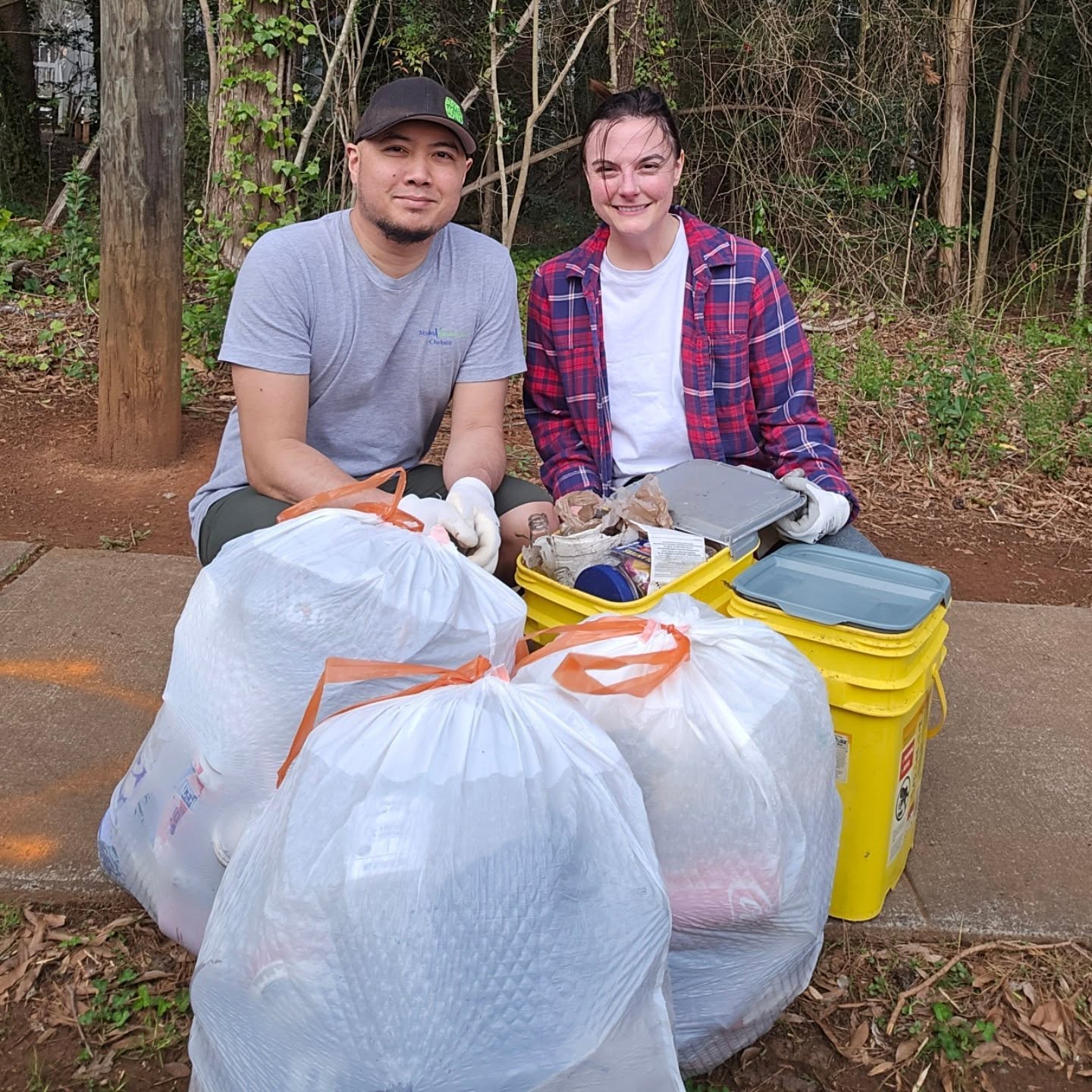 Unfortunately, Reddman Road is always heavily littered. We return again and again and we clean again and again.
Lots of glass bottles yielded 53 pounds of trash and recyclables. Luckily, Sunday is trash night!
#TrashDate #TrashCleanup #KeepCharlotteBeautifulCLT #KeepMecklenburgBeautiful #EastCharlotte #KeepNatureWild #ProtectBirds #ProtectOurWaterways #LoveYourNeighborhood #NeighborhoodCleanup #NeighborhoodPride