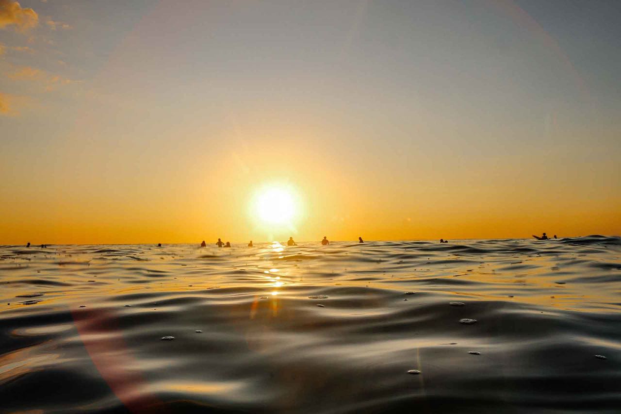 Whether you’re catching your first wave or leveling up your skills, Surf Synergy’s expert coaches have got you covered. Recharge your soul with healthy eats, beautiful views and a community that feels like family. Whether you’re a group (buyouts available!), family, or solo traveler, your all-inclusive immersive adventure awaits. Contact us to start the journey.
#SurfSynergy #PuraVida #CostaRicaRetreat #BarefootLuxury