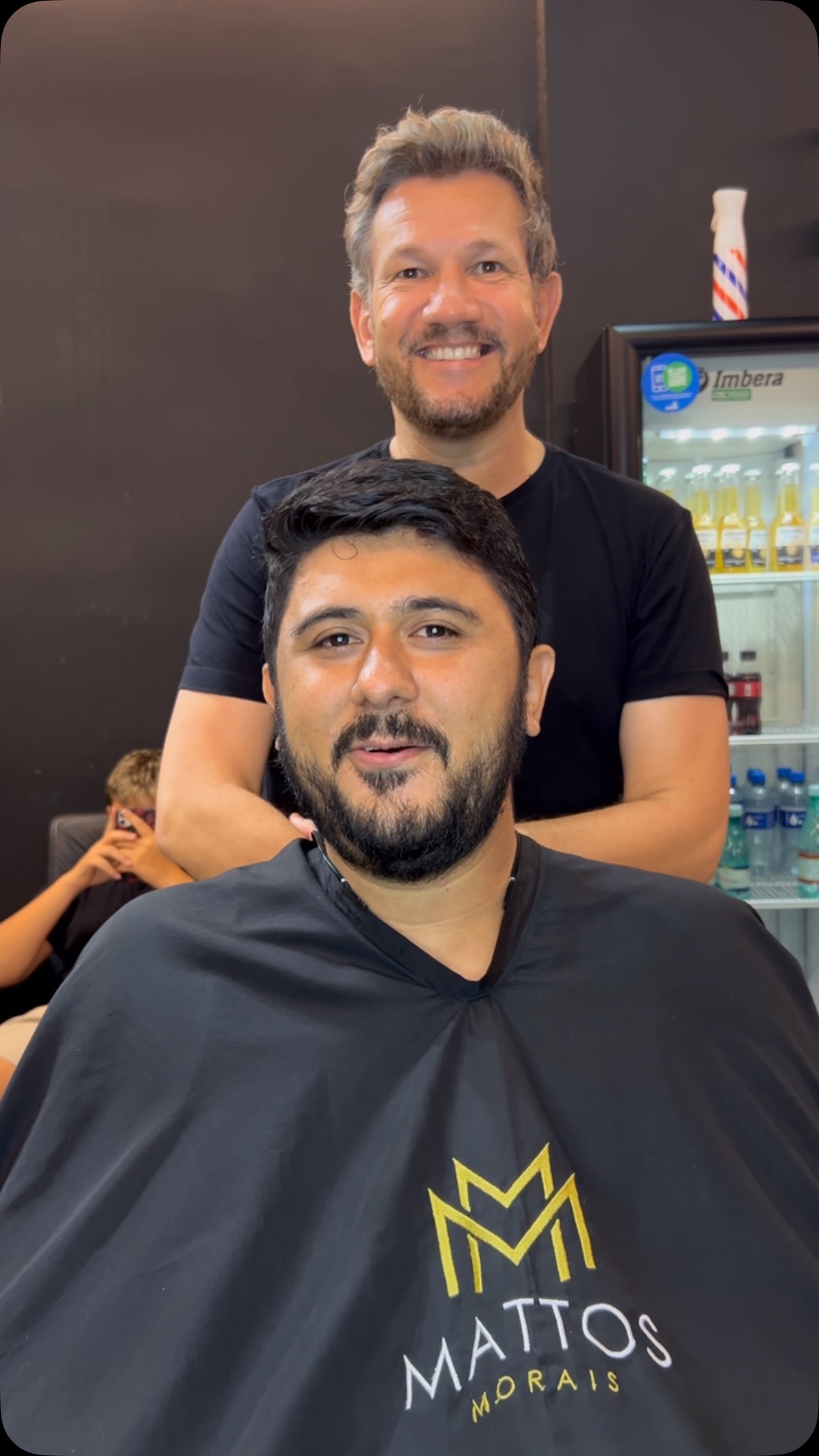 Isso é visagismo! Muito além de apenas um corte de cabelo, são técnicas que identificam o visual correto para cada perfil. Agende sua consulta visagista e se surpreenda com seu novo visual! 👊✂️💥
#visagista