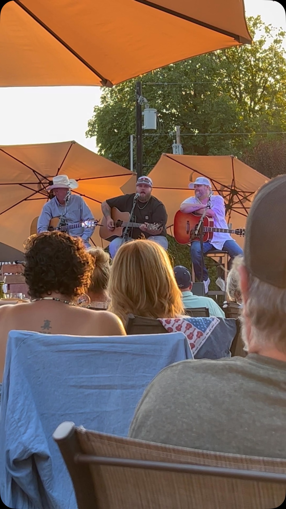 Summertime can come back now that’d be sick. #nashvillesongwriters #summershows