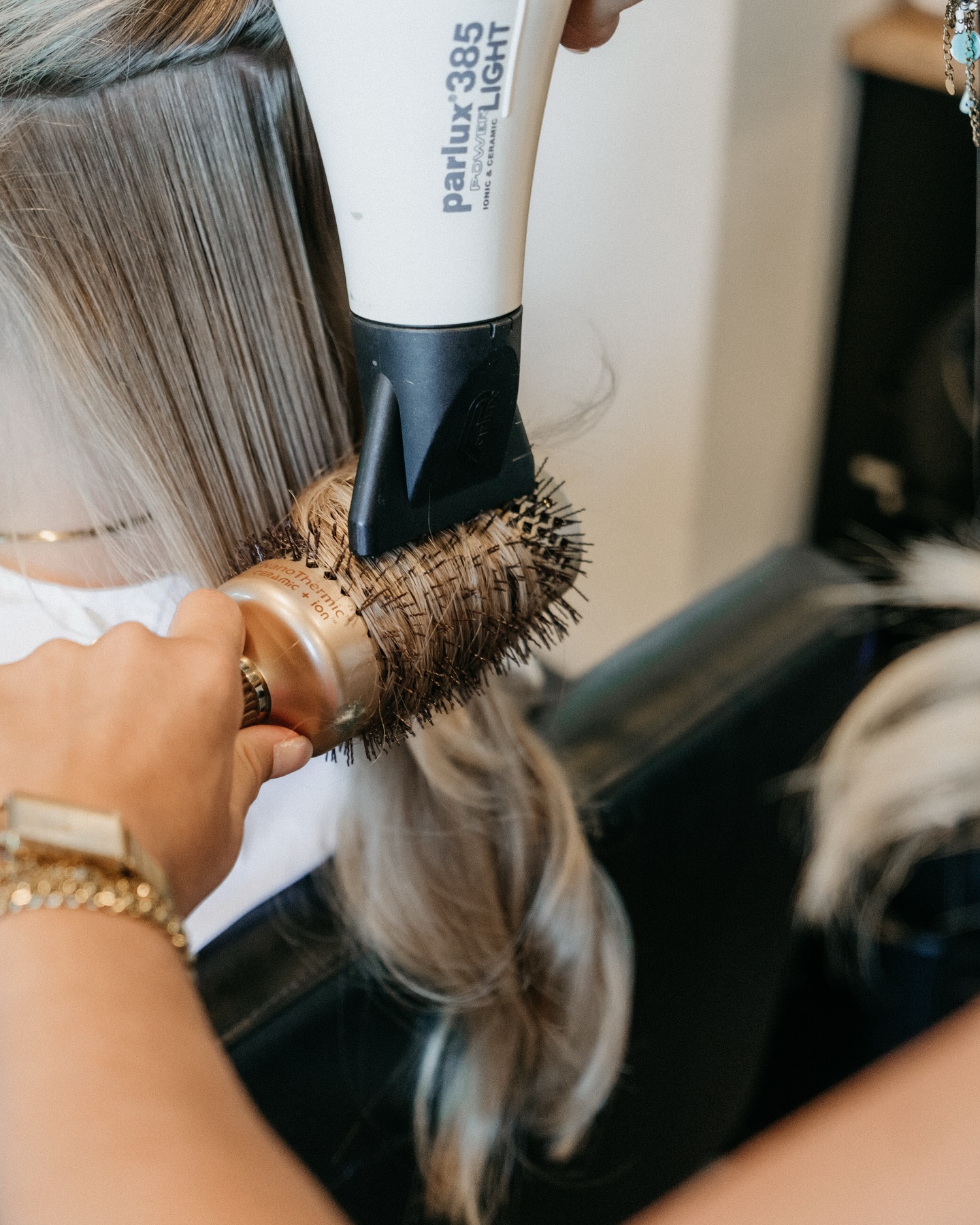 QUICK BLOWDRY FOR THE WEEKEND 🤎