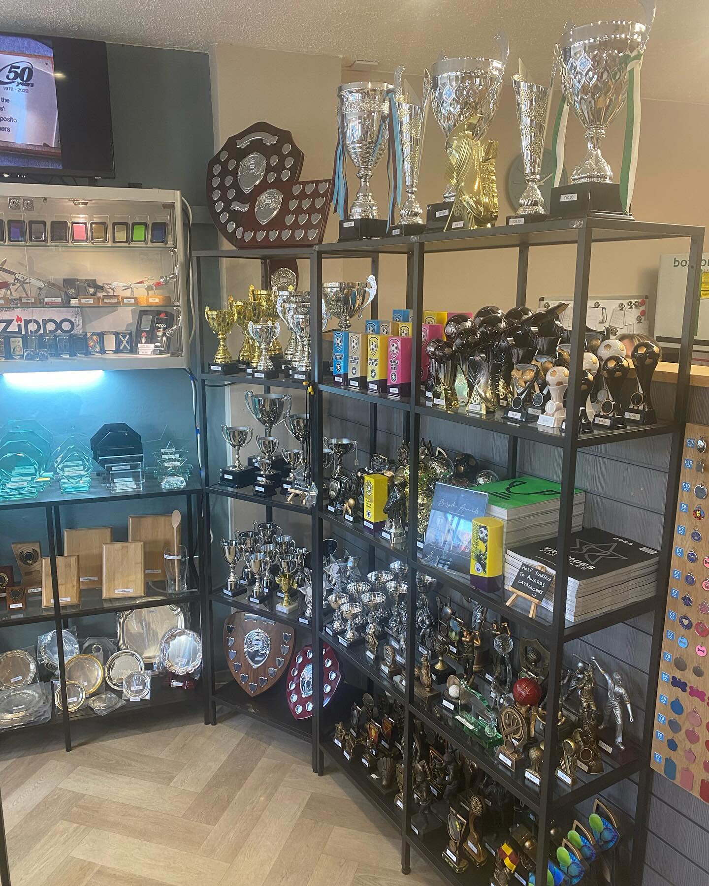 Trophy season is just around the corner. We are well stocked with the new 2025 awards for you to come and fondle, we also have new catalogues to pick up or you can browse the via the “browse brochures” tab on our website.
We offer free engraving on trophy purchases and engraving costs of medals/cups/salver is kept as low as possible to help you get the awards you want within your budget. #wiltshiresport #warminstersport #warminstertownfc #westburyyouthfc #westburyunitedfc #salisburyrfc #warminsterrfc #salisburyfc #meretownfc #gillinghamtownfc #dorsetandwiltsrfu #warminstercricketclub #trowbridgetownfc #trowbridgerfc #trowbridgetigersfc #westburyrfc #wiltshirefa #melkshamtownfc #bradfordtownfc #frometownfc #fromesports #warminsterunitedfc #westburysports #trowbridgesport
