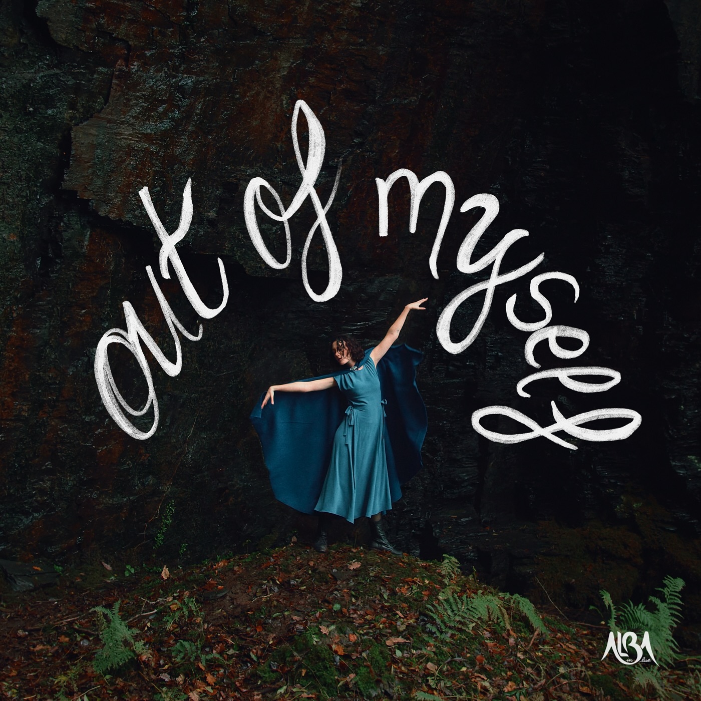 Happy release day @albainblue !! Having the opportunity to work on this track with you was an absolute privilege and it has turned out so beautifully 😍
Stay tuned for some more info about the arranging process 👀 (once Natalie gets her voice back and can record a video 🙈)
#newmusic #newmusicfriday #strings #womeninmusic #singer #singersongwriter #londonmusic #fyp #newrelease #indiefolkmusic