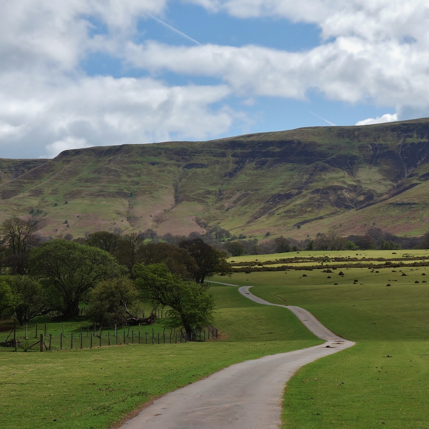 Over the years walking the Black Mountains I've often found myself enjoying how they appear from outside rather than the views from inside out. The latter are good but it's great to get a perspective of what we immerse ourselves in. It's like standing on a chair or climbing a tree to see your house. The shift plays with our retina relaying information previously obscured. So, I say walk around your favourite hills or mountain ranges and see what they say. For anyone interested I've just uploaded a video onto the WyeExplorer youtube channel called: The Beauty of the BLACK MOUNTAINS From Outside In | Amazing Scenes | Incredible Music. I hope you enjoy it if you have the time. Please do comment on this post. I really dig the chat. Peace. #blackmountains #breconveaconsnationalpark #perspective #favouriteviews #mountainviews #walesviews #walescollective #thewelshcollective #naturetones #natureperspective #ukhiking