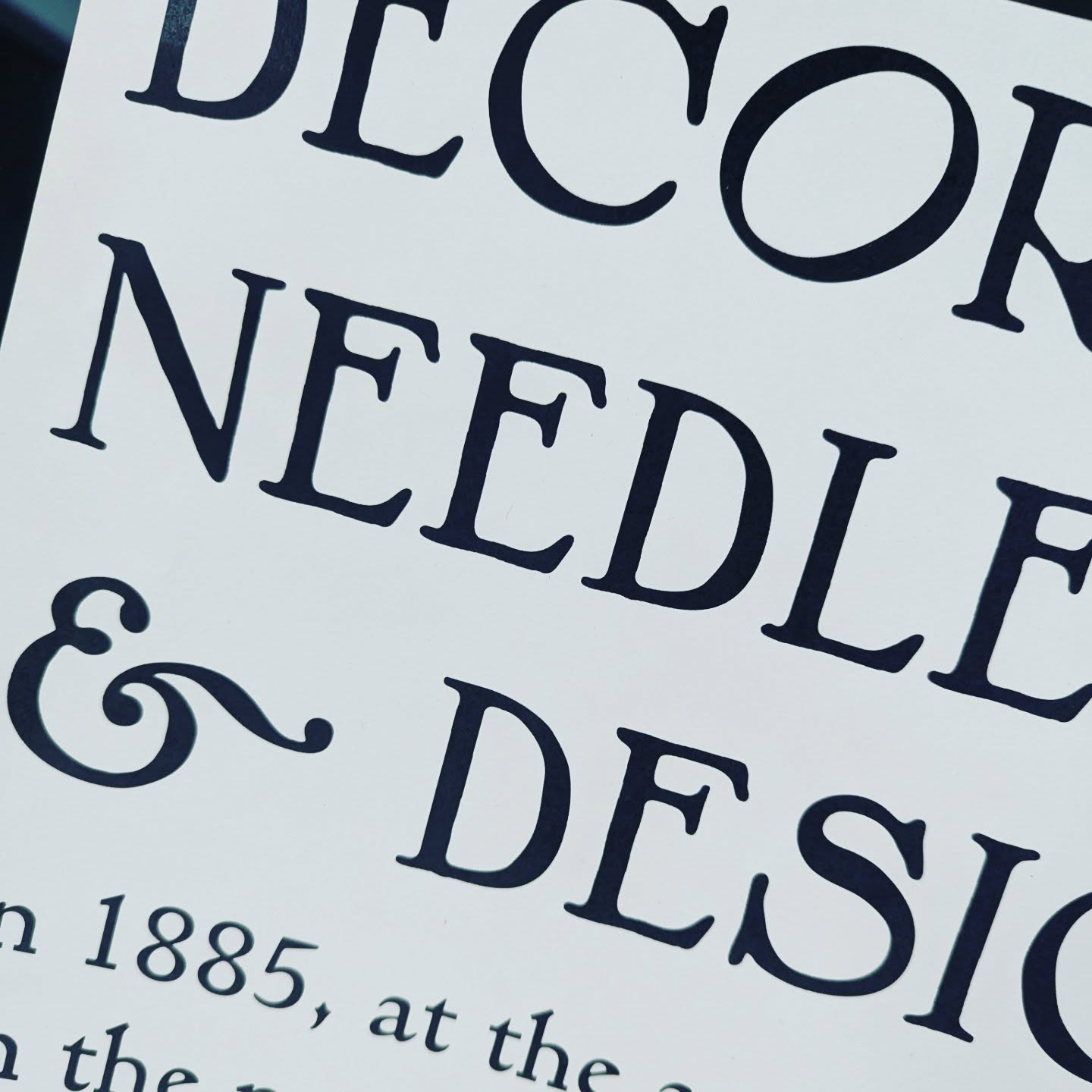 Testing font sizes at @patchplaces co-working space. Designing 2.5 meter exhibition panels on a small laptop screen is a challenge. If I had a pound for every time I told my students to PRINT IT OUT... !