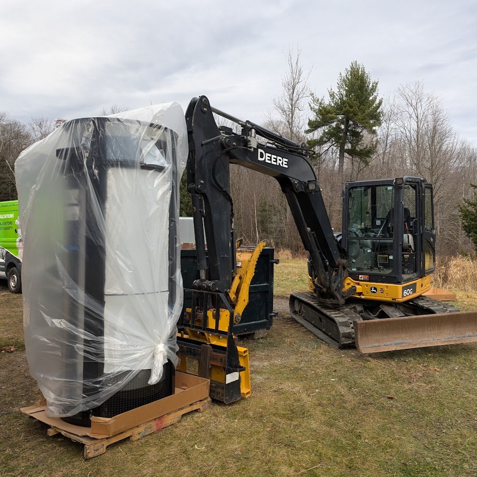 Start to finish installation on this beautiful residential vacuum elevator. Beam me up, Scotty! (In style) 🛸
Swipe to install ➡