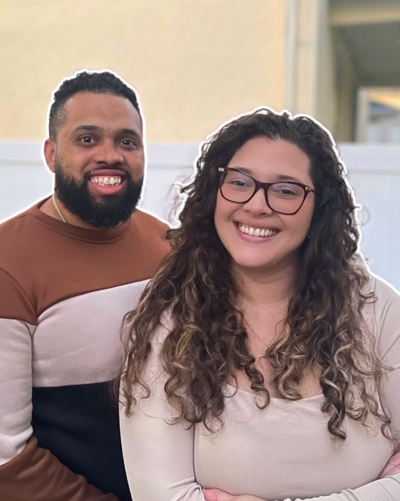 ✨ Meet the Duo Behind Chef’s Mesa! ✨
👩🎨 Katia – The Creative Visionary
With an eye for design and an MBA, she’s the mastermind behind every stunning board you see!
👨🍳 Berto – The Culinary Expert
A Le Cordon Bleu graduate with 10+ years of culinary experience, Berto knows his way around fine ingredients.
❤️ Together in business & in life, Katia and Berto are passionate about crafting tasty bites, one board at a time.
Tag someone who needs to try our boards! 😋