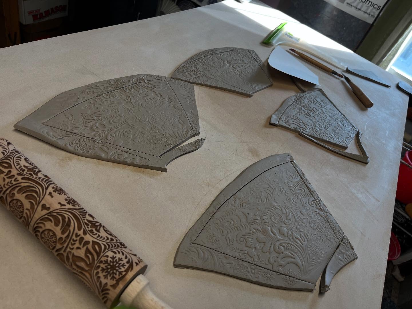 After 5 days of subbing I spent 6 hours today goofing off in my studio: tried out a new slab bowl form, and used the extruder (adult size Play Doh factory) to make some parts for stuff. Great R & D day! #extrudingclay #pastrymade #grpotteryforms #handbuildingwithclay