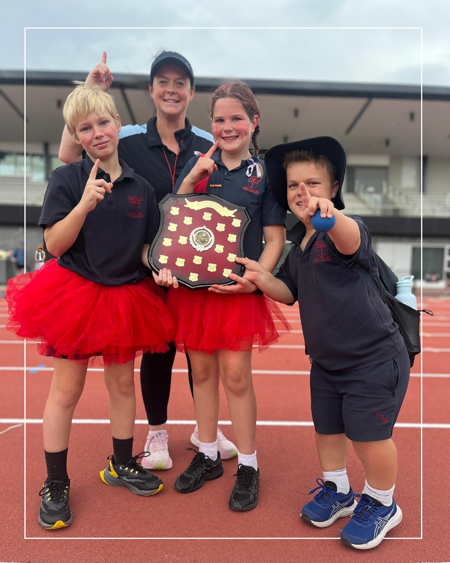 A fantastic Athletics Day, with students exemplifying our motto of Strength and Kindliness in every race, cheer, and display of sportsmanship. Congratulations to our 2025 champions - Red House!