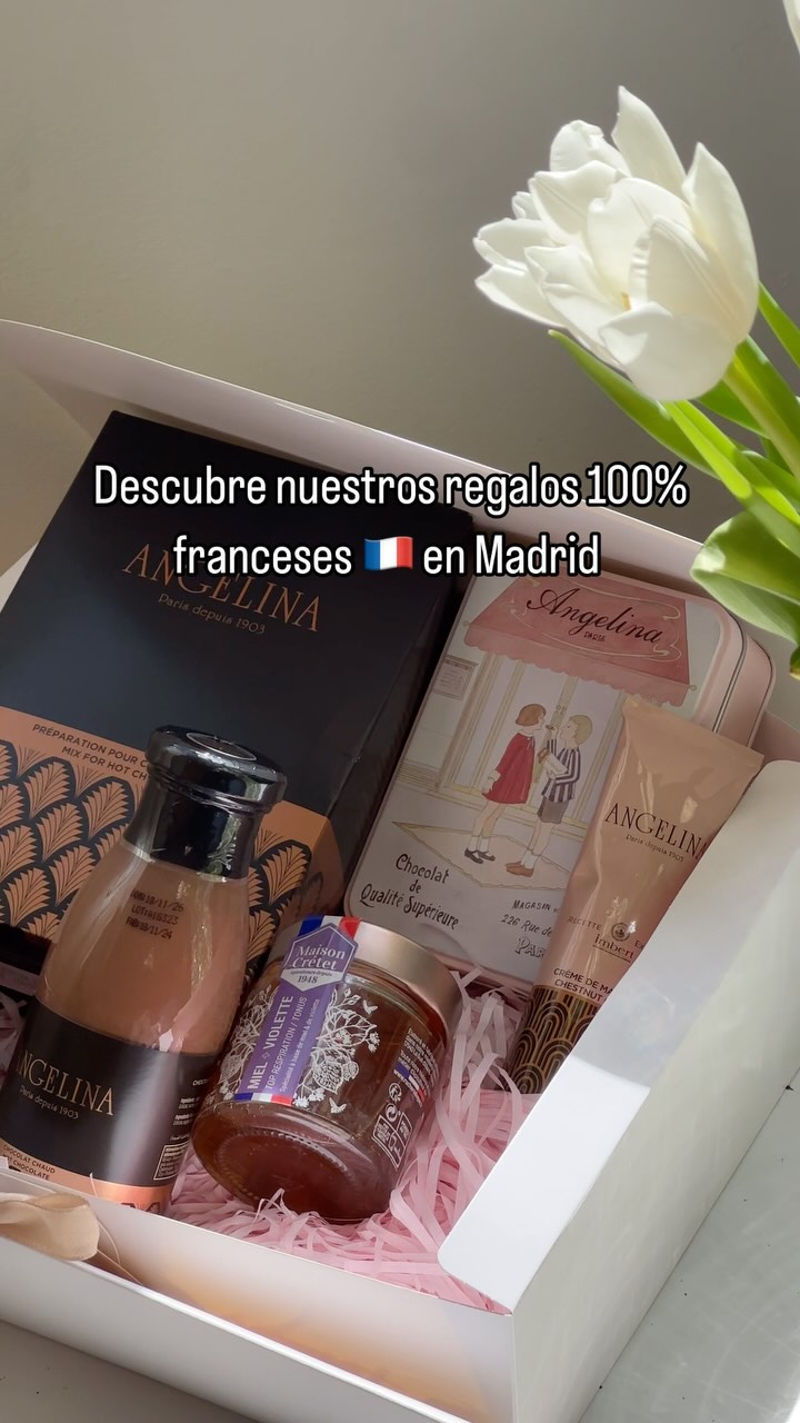 No necesitas viajar a París para disfrutar de su encanto… 😍✨ Descubre nuestros regalos 100% franceses 🇫🇷 en Madrid
#cajaderegalo #caja #cajasorpresa #cajaregalo #cajapersonalizada #cajasorpresa #cajaspersonalizadas🎀🎁💐 #cajasderegalo #cajasdecumpleaños #cumpleaños #angelinaparis #madrid #parislover #paris #parisianstyle #regalos #regalo @feliz_cajas_de_regalo #cajasdedulces🍭🍬🍫 #dulce