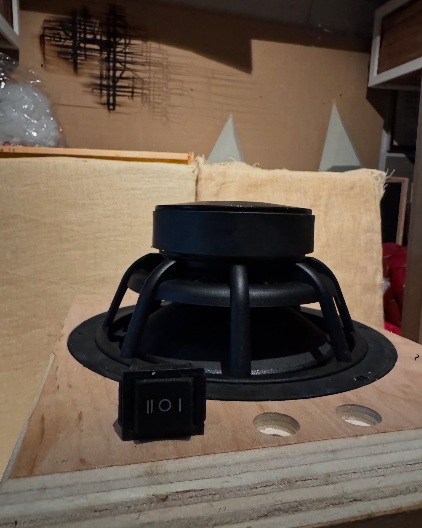 Passive or active, flip av switch to engage the onboard bi-amplified 500 watts or go passive and check out the latest tube or ultra low distortion amp, onboard or off? Let us know what you want to see at @axpona