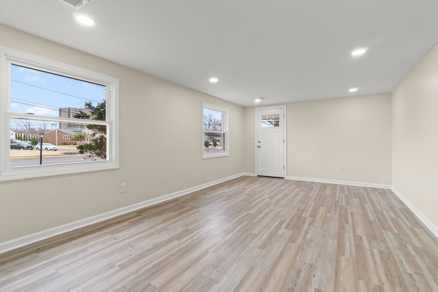 Swipe left ⬅️ —— No furniture? No problem! Our virtual staging service brings empty rooms to life 🏠✨
.
.
.
#realestate #virtualstaging #realtor #njrealestate #cherryhill #njrealtor #realestatesales #realtor #southjersey #southjerseyphotographer #realestatephotography #realestatephotos #njrealtor® #njrealtors