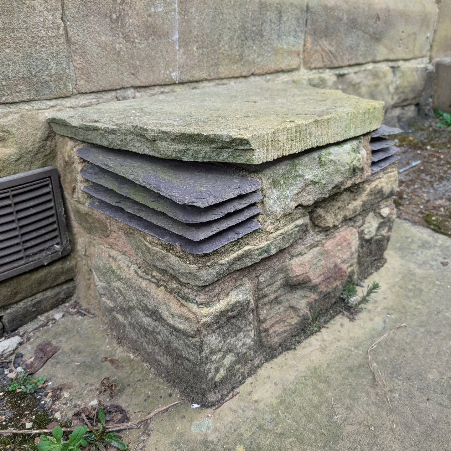 Cool air vent design but a bit sharp for little legs!