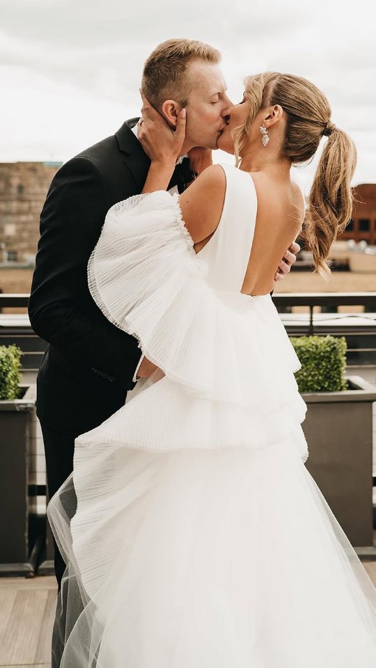 Feel like royalty on your wedding day by surrounding yourself with luxury and calm. From professional glam and a stunning dress to champagne, spa days, and a stress-free itinerary, every detail should celebrate you. Add a personal touch with a signature scent, embrace confidence, and savor the magic of every moment—it’s your time to shine!
#minneapoliswedding #mnweddingplanner #minnesotaweddingphotographer #midwestbride #mnweddingphotographer #twincitieswedding #minnesotabride #minnesotawedding #mnbride #mnwedding