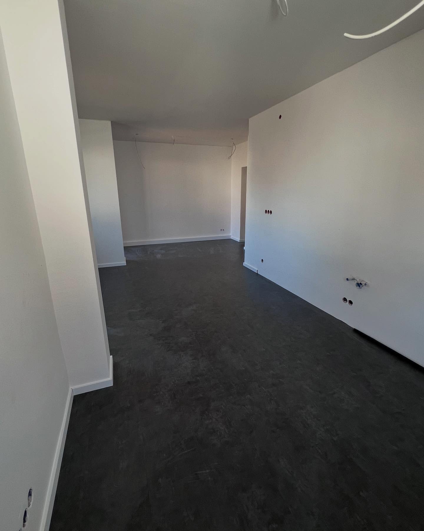 Kleines 2-Tage Projekt 😊
#handwerk#bodenleger#vinyl#kährsvinyl#kährs