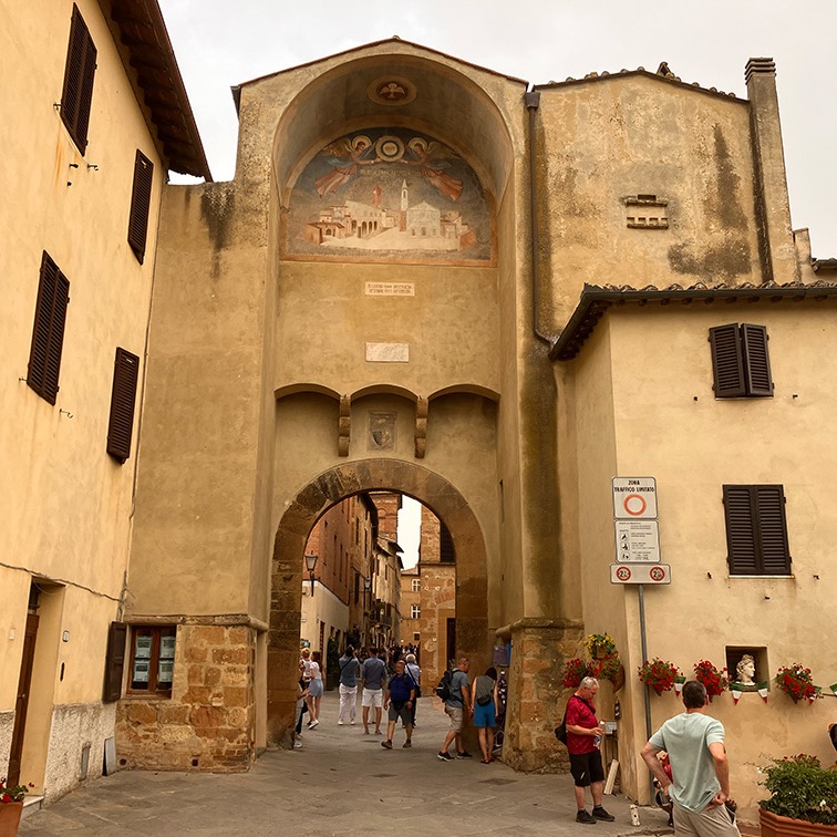 Prato gate in #Pienza #Italy