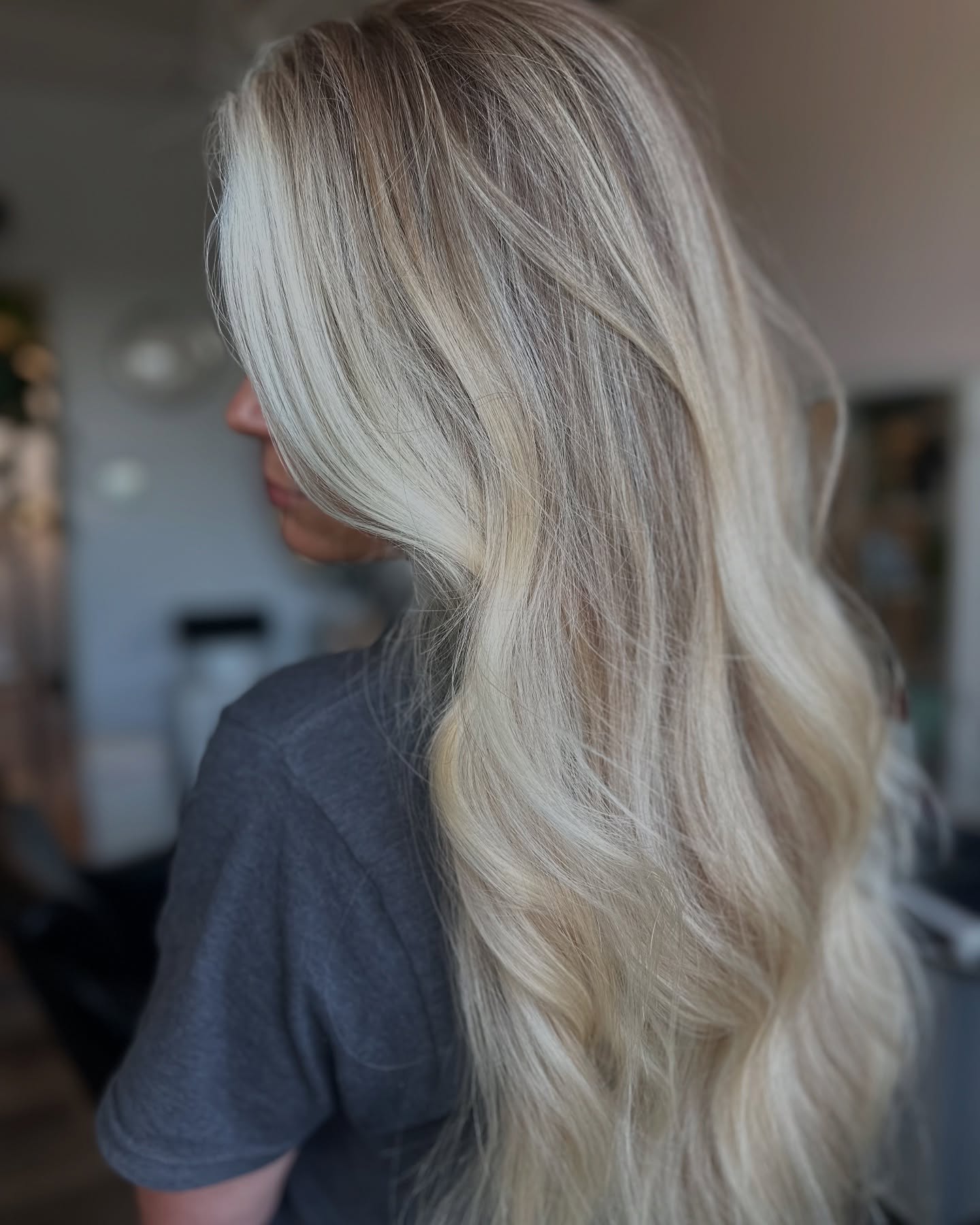 Peeps, your mane is begging for a makeover 🐣 #VanityBoutiqueSalon #BlondeHair #NapervilleSalon #BlondingSpecialist #Blonde #babylights