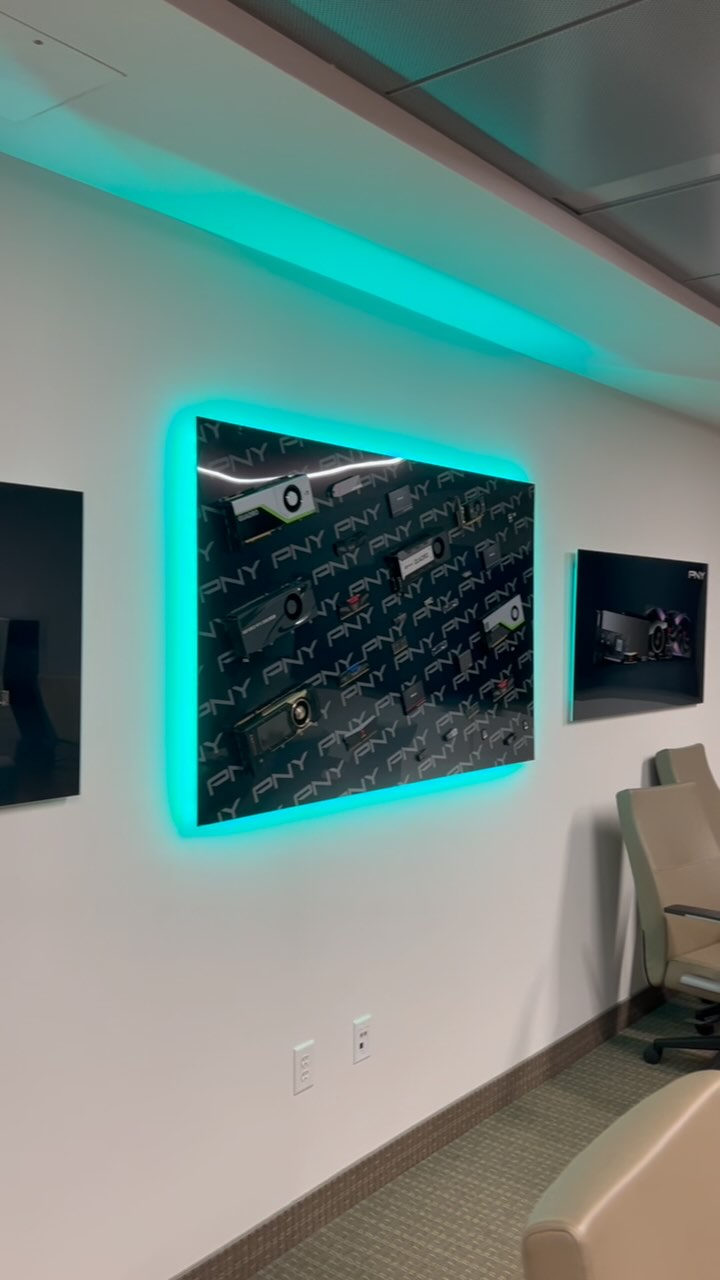 Stunning custom tailored Triptych Plexi Mount Prints for a corporate office 🤩
.
Skylab printing caption
Get started today.
📧 info@skylabprinting.com
📞 (212)941-6048
🌎 www.skylabprinting.com
.
#skylabprinting #skylab #pleximountprint #acrylicprints #fineartprints #artdecor #artgallery #nycprintshop #fineartprint