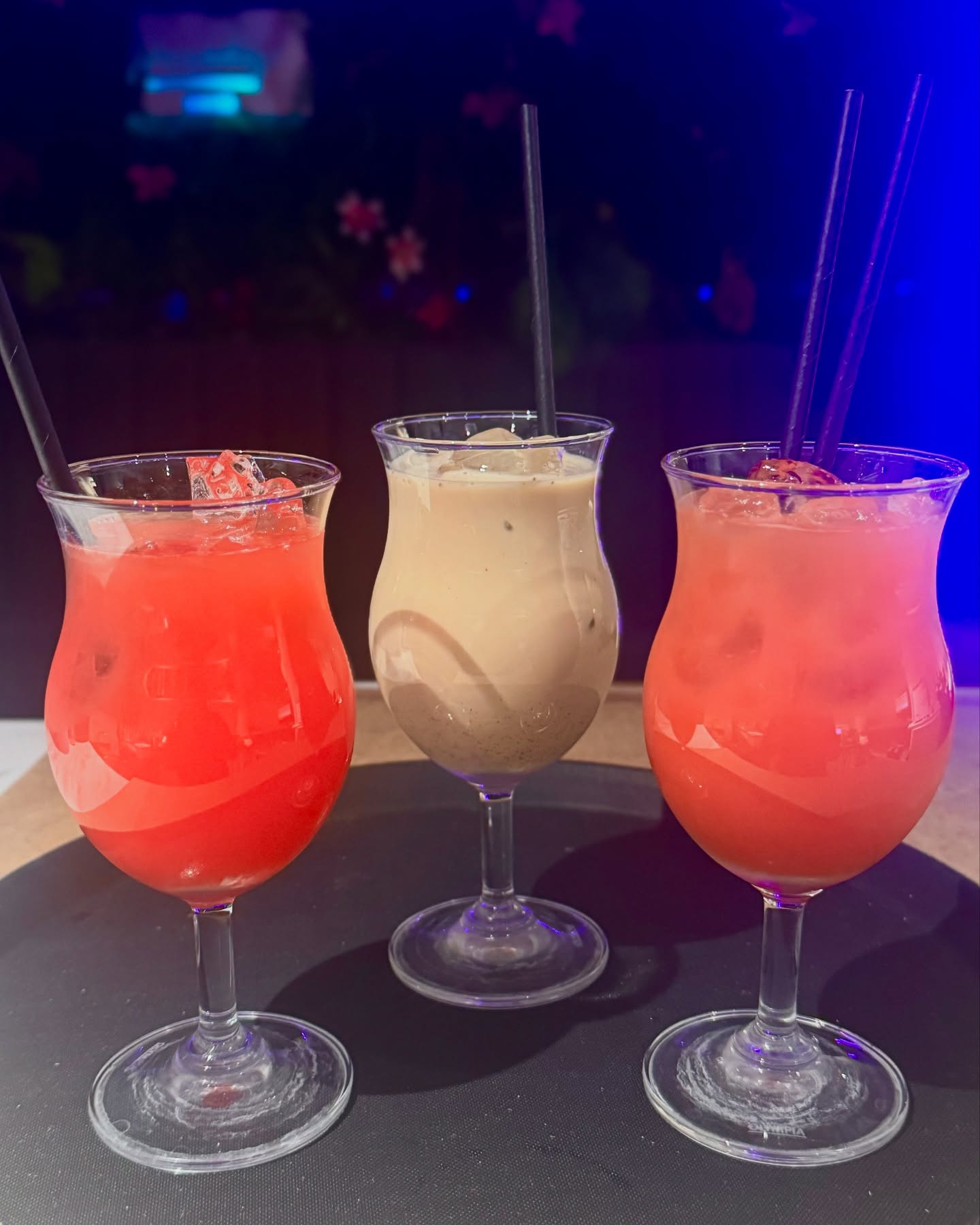 Thursday Vibes: Keep pushing forward, the weekend is almost here!๐น๐ฅ๐ธ
.
.
Follow us on TikTok!! paradise_romford
.
.
.
#Caribbeancuisine #jamaicanfood #chef #caterer #restaurant #romford #paradise #family #business #lounge #bar #jamaican #love #food #lounge #bar #essex #london #cocktails #events #catering #services #sweets #dinner #explore #explorepage #viral #festivals