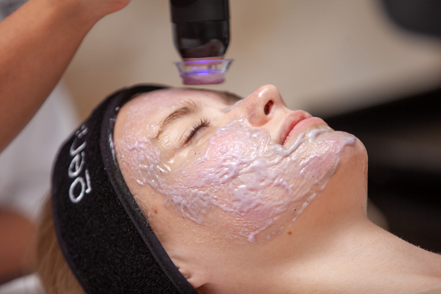 GenoX Facial platform - Pro2Lift Facial and Oxygeneo Facial treatments now available at The Girl You Love