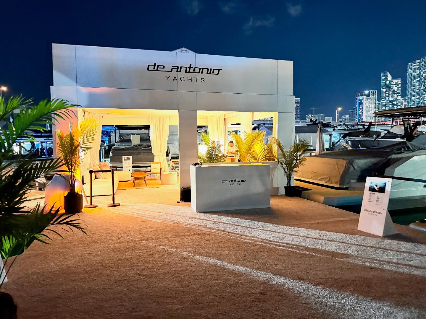 Custom Booth Design, Setup & Project Management by MK Displays @miamiboatshow @deantonioyachts @deantonioyachtsmiami @marineconnection