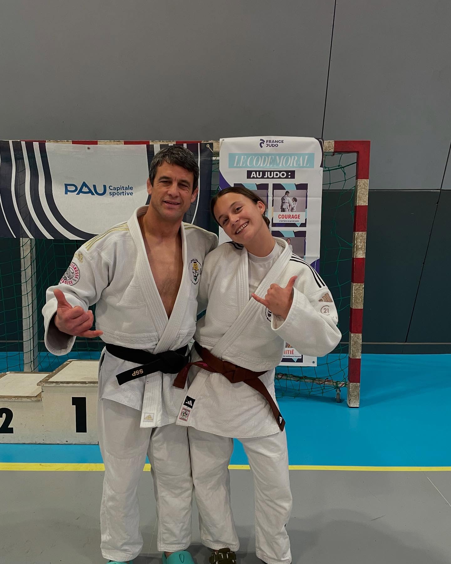 Félicitations à Pauline qui a obtenue son kata et son UV2 pour le 1 er Dan dimanche dernier à Pau.
#dojostmartinois
#photojudo
#judodebutant
#artmartiauxlandes
#judoorx