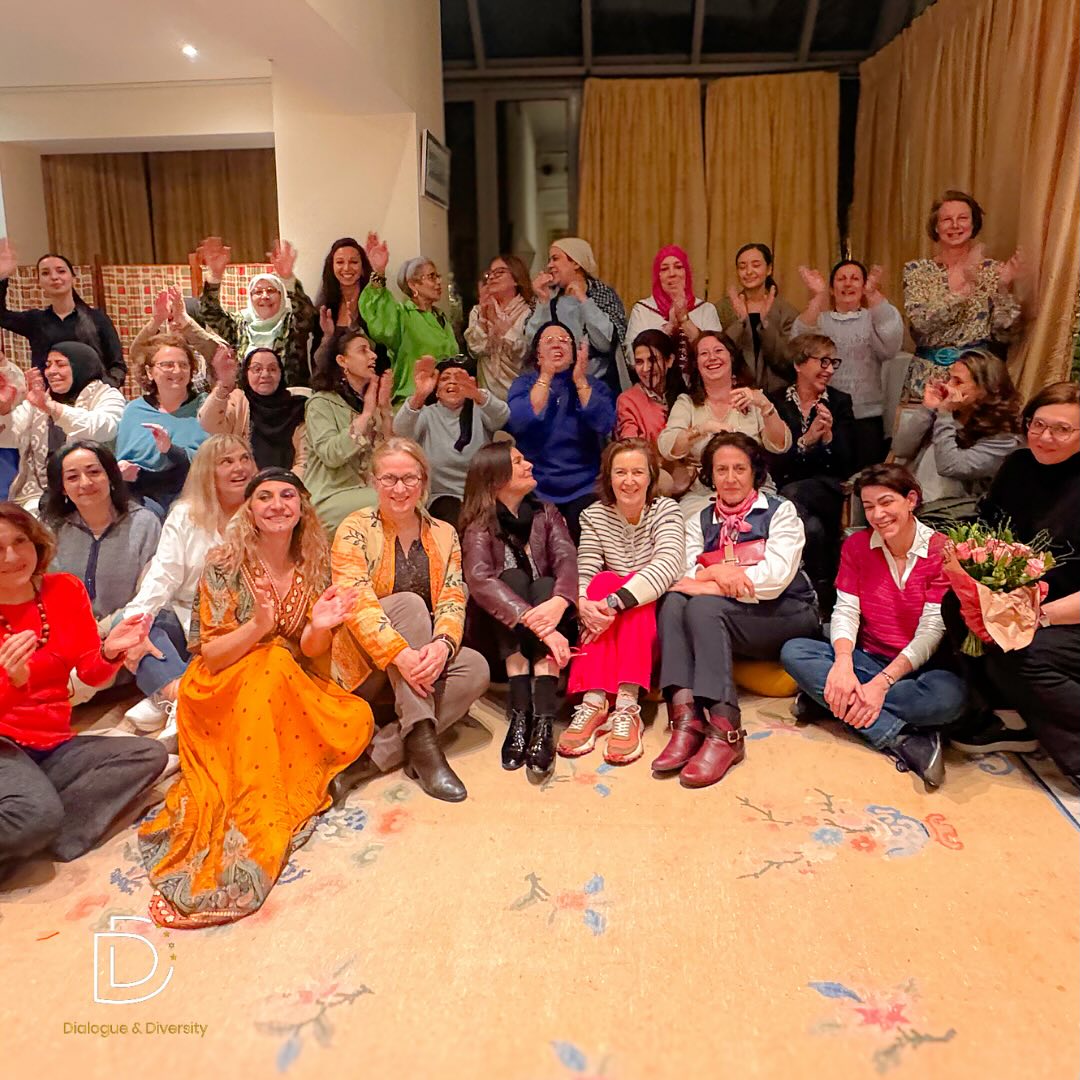 Sunday evening, we had the wonderful opportunity to come together for Iftar, sharing this special moment with strong, inspiring women. Thank you to everyone who joined us and made the evening so meaningful!