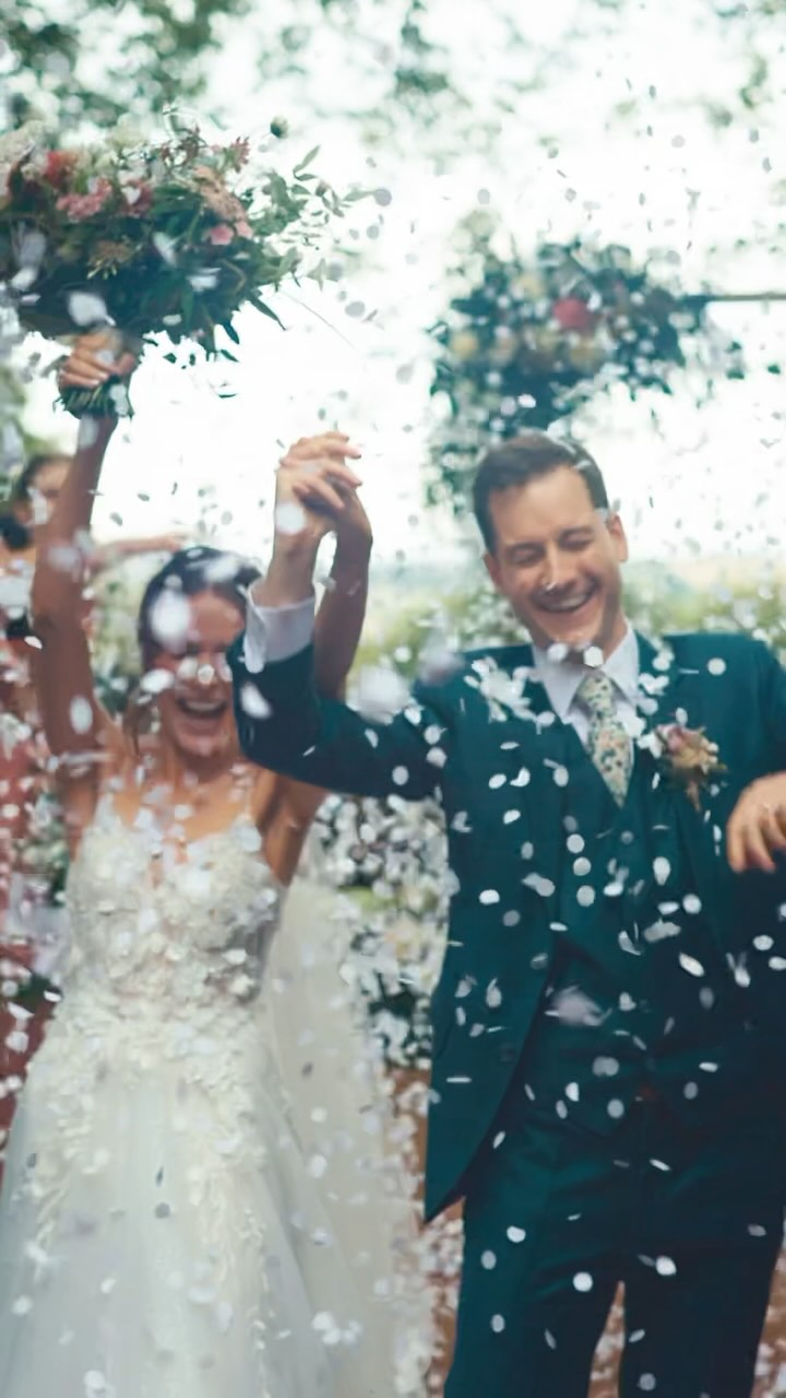 I take a lot of pride in bringing value and high-quality content to my couples ๐ฅ๐ธ๐#WeddingPhotography #WeddingVideography #LondonWeddingPhotographer #LondonWeddingVideographer #UKWeddings #CandidWeddingPhotography #LuxuryWeddingPhotography #TimelessMemories #WeddingCinematography #BrideAndGroom